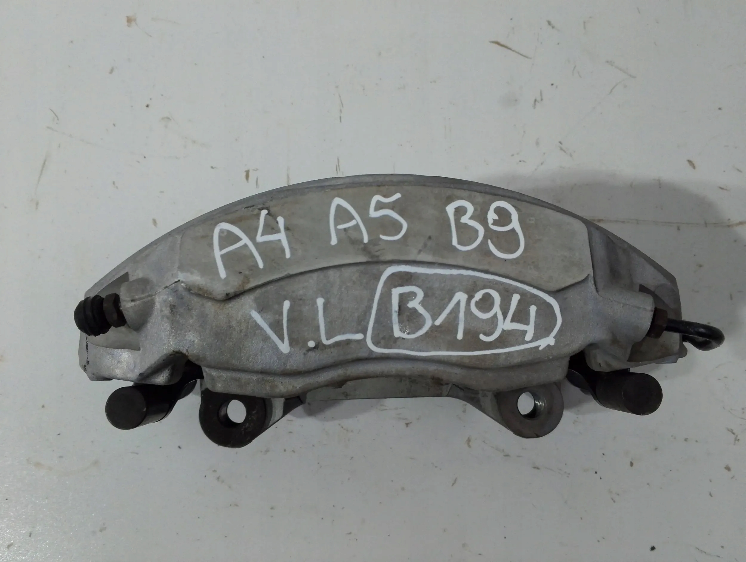 Audi A4 A5 B9 8W caliper brake front left 8W05CA (B194)