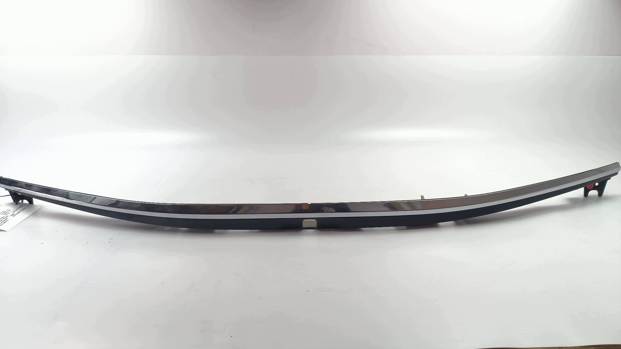 blende schutzkappe heckklappe 76811-33320 LEXUS ES300H VII