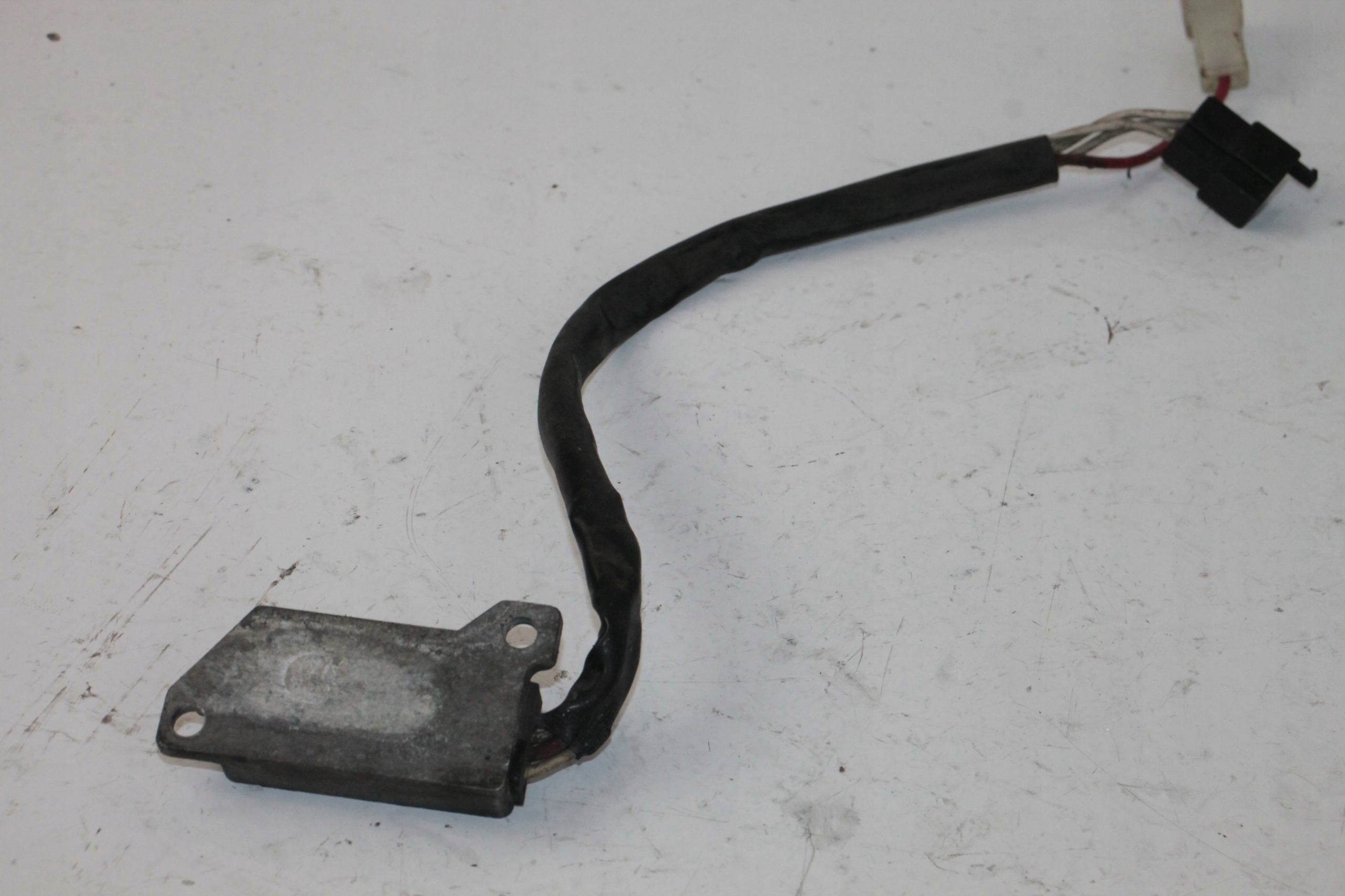 VIRAGO1100 67 - РЕГУЛЯТОР НАПРУГИ YAMAHA VIRAGO XV 1100 750