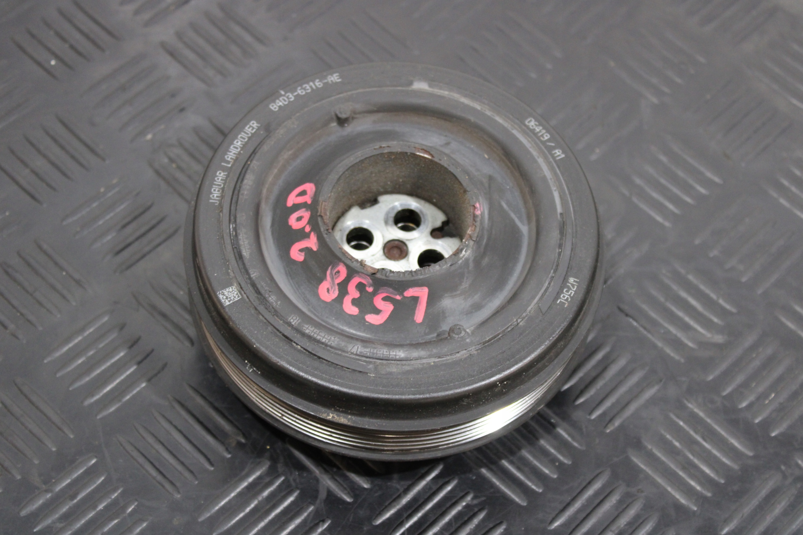 pulley G4D3-6316-AE LAND ROVER EVOQUE L538 LIFT