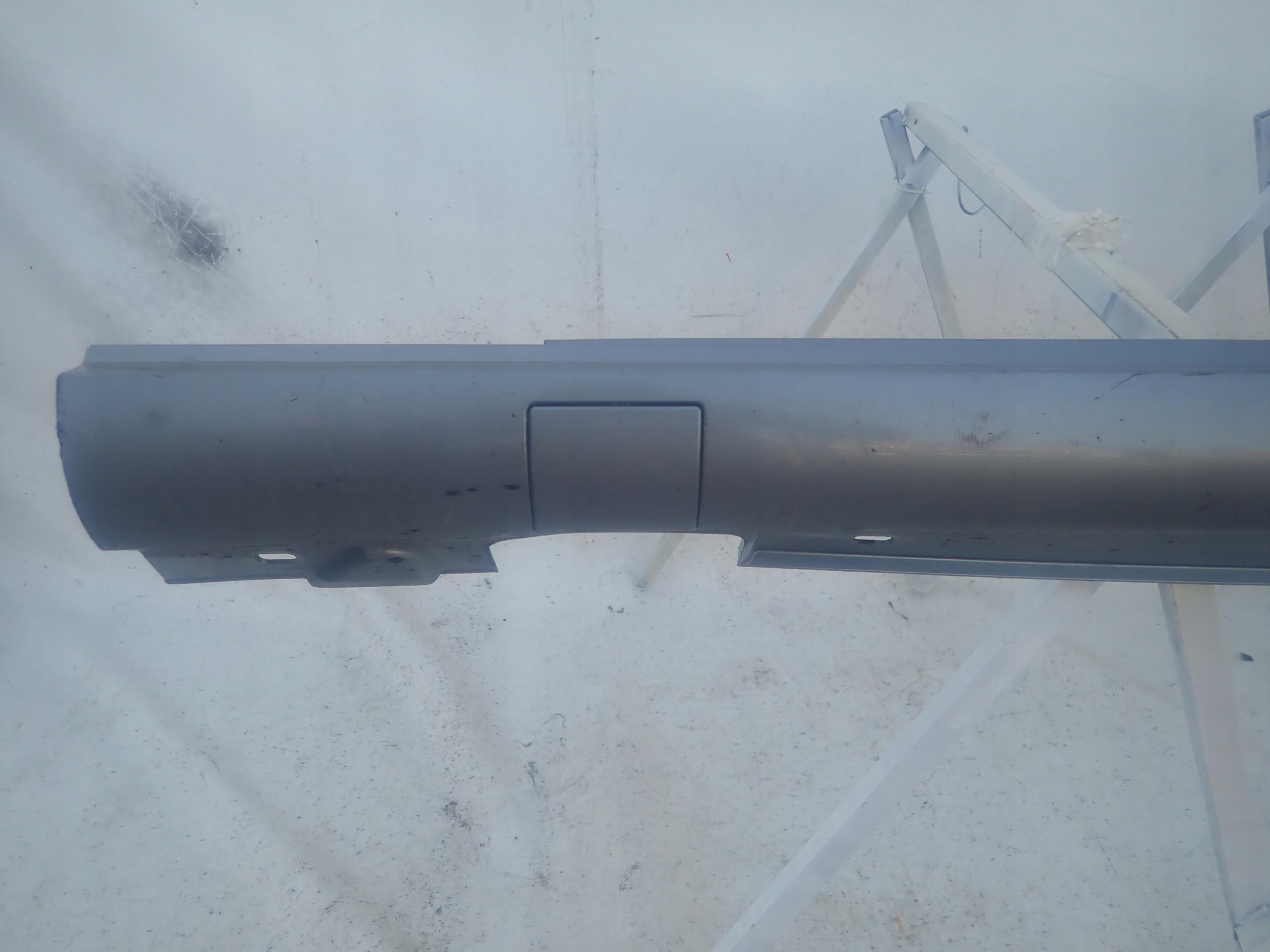 MERCEDES E-KLASA W212 AMG threshold moulding threshold left