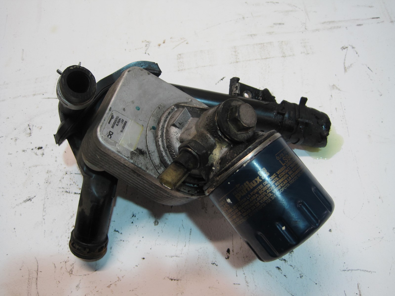ÖLFILTERGEHÄUSE NISSAN MICRA K14 1,5D 8200923116