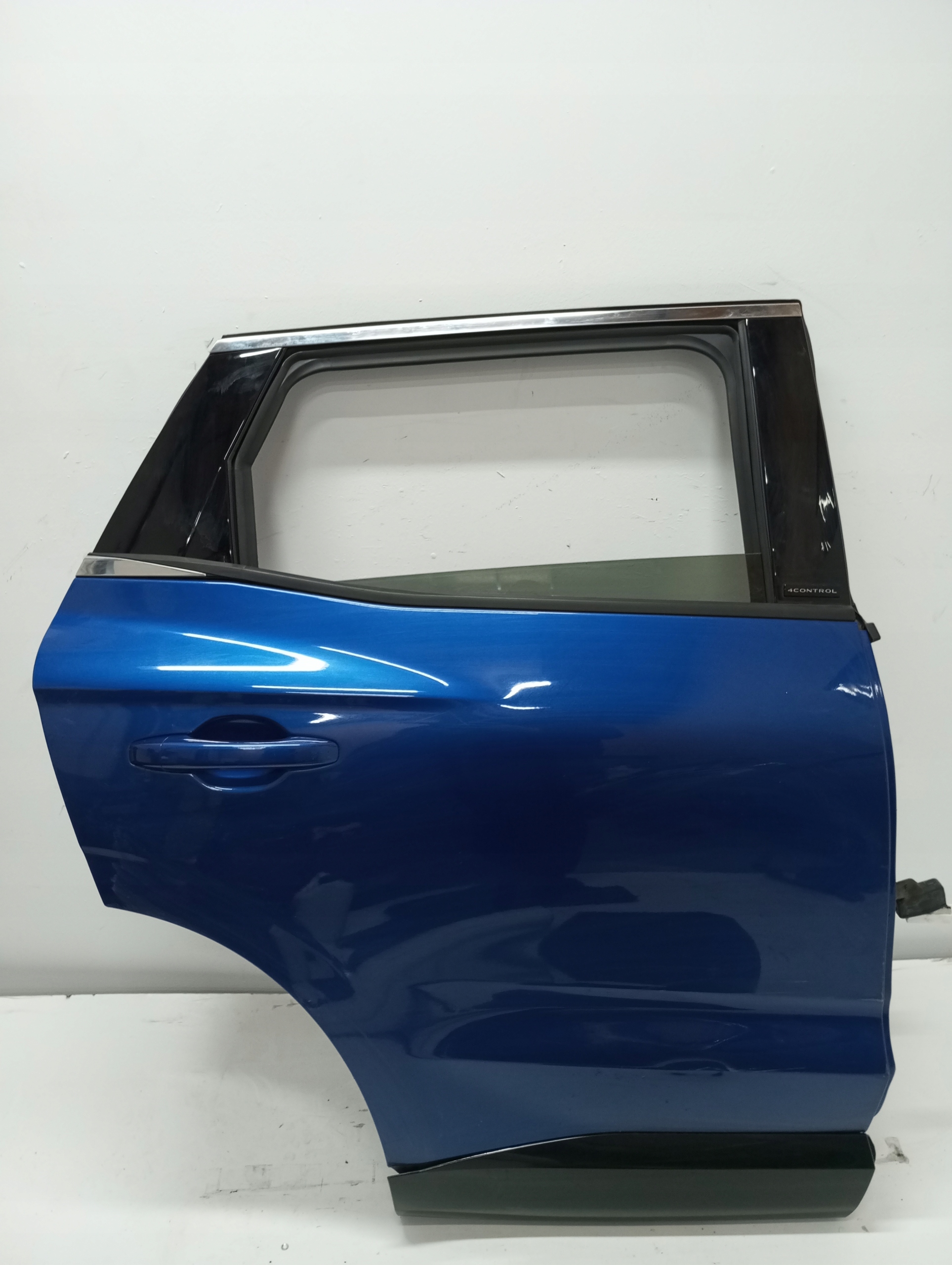 door right rear. RENAULT AUSTRAL 23R