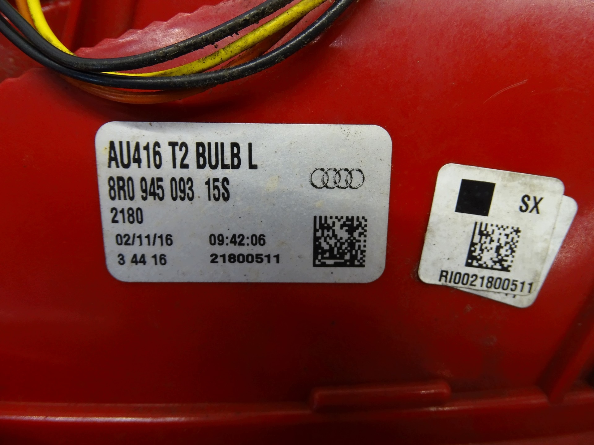 light left rear part left rear AUDI Q5 8R 8R0945093