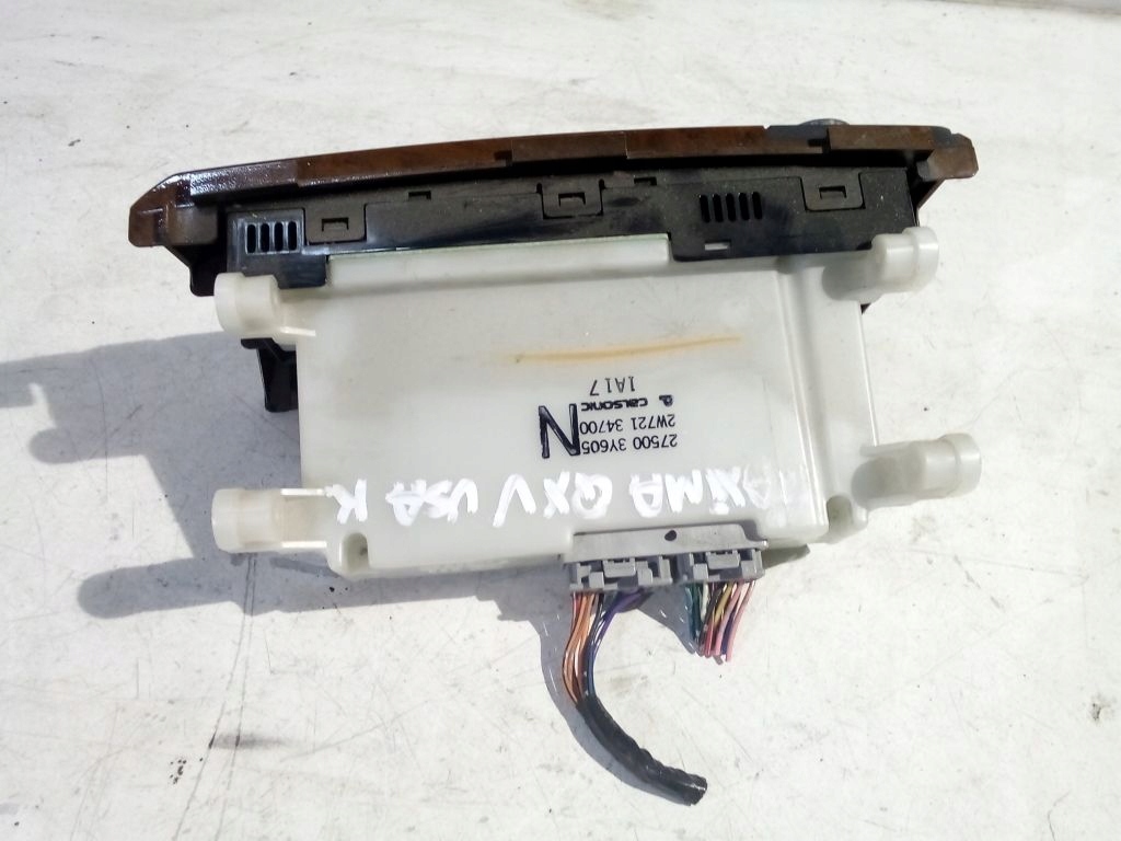 Nissan Maxima QX V panel BOCCHETTE 275003Y605