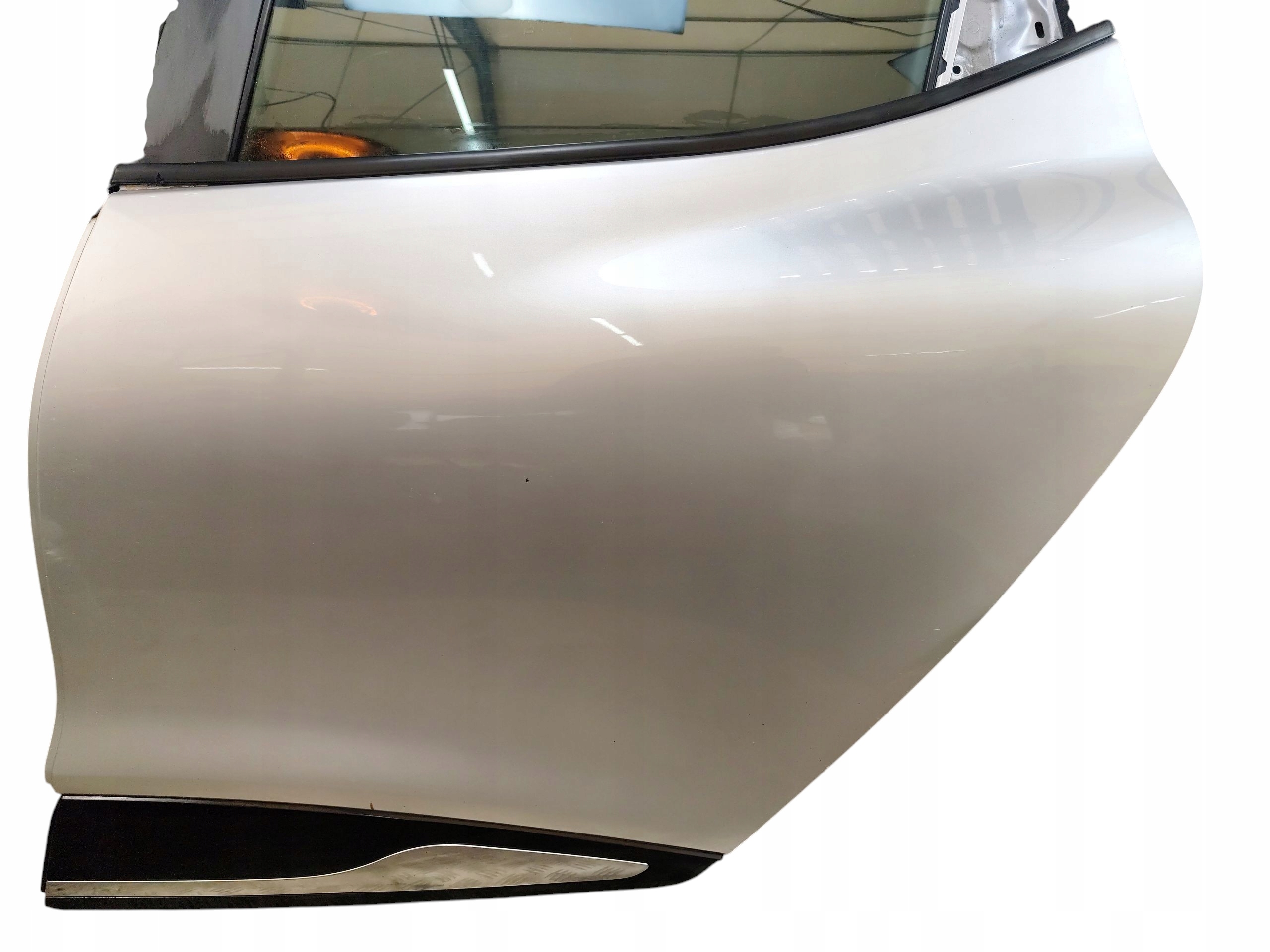 Tür links heck RENAULT CLIO IV HB LAK: TED69 (12-16)