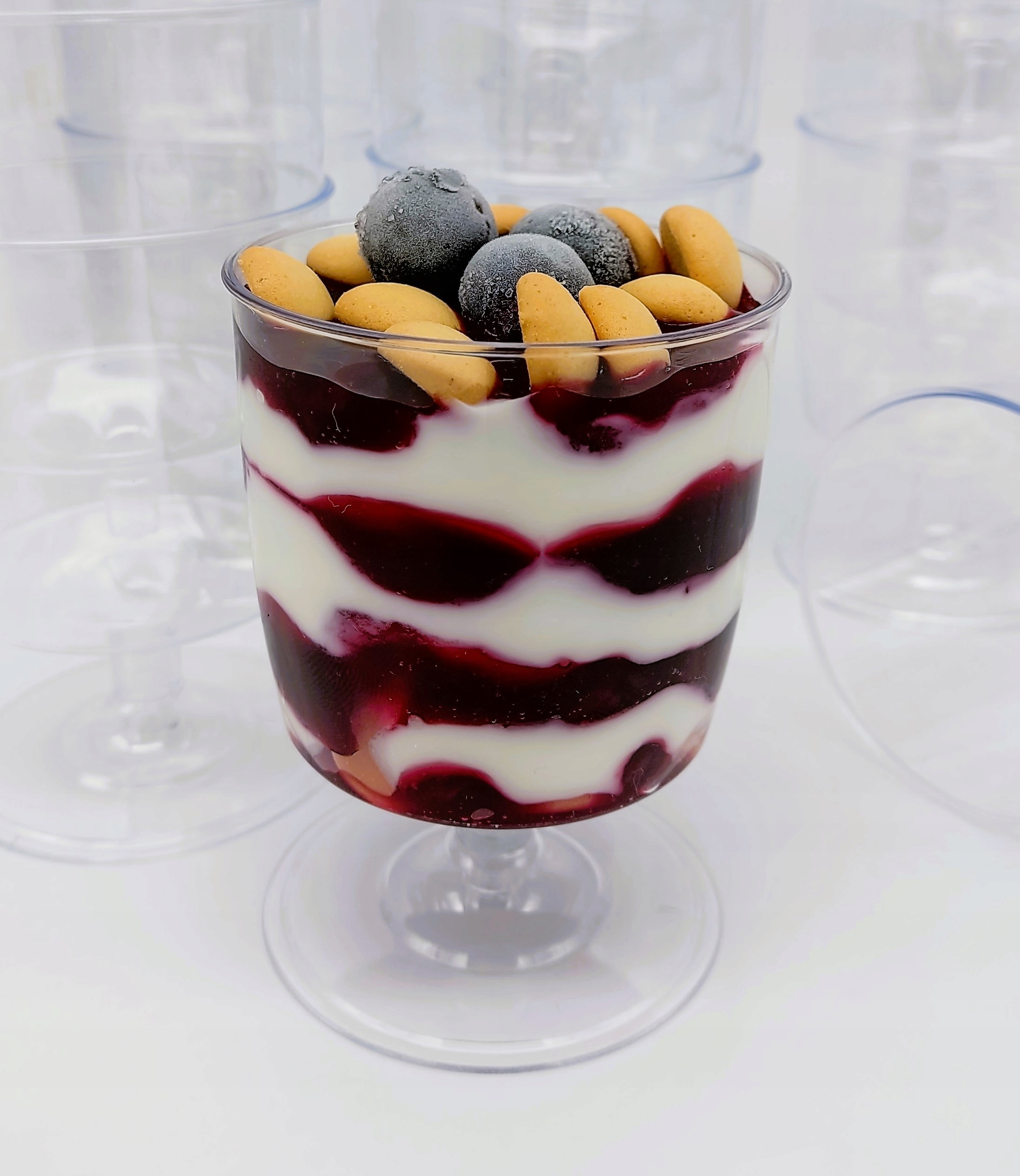 

50szt Kieliszki pucharki na deser fingerfood 190ml