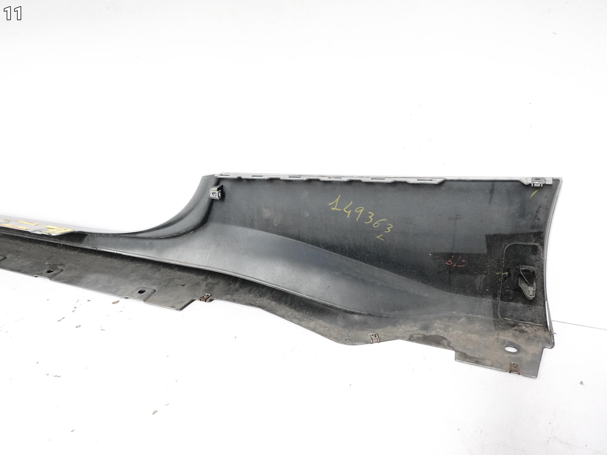 FERRARI 488 PISTA SPIDER 18-20 threshold moulding cap right