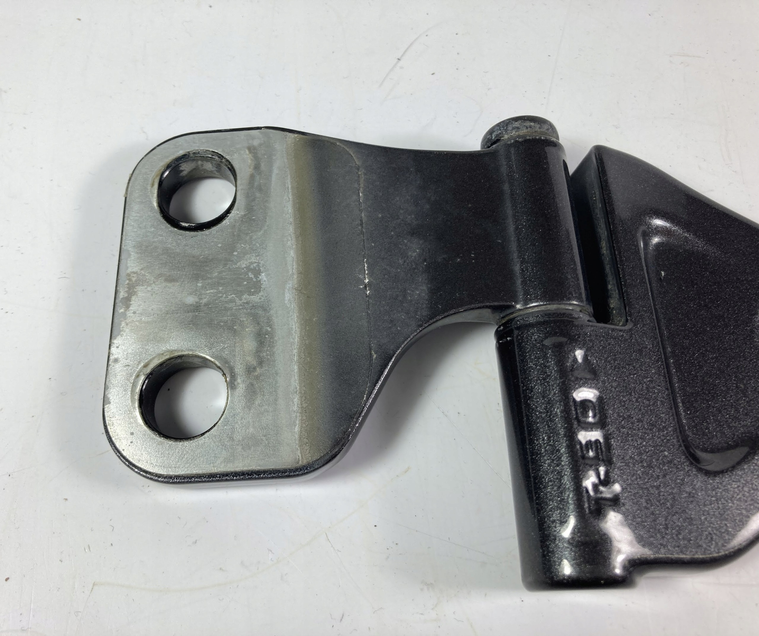 Jeep Wrangler hinge door front right lower 2018-26
