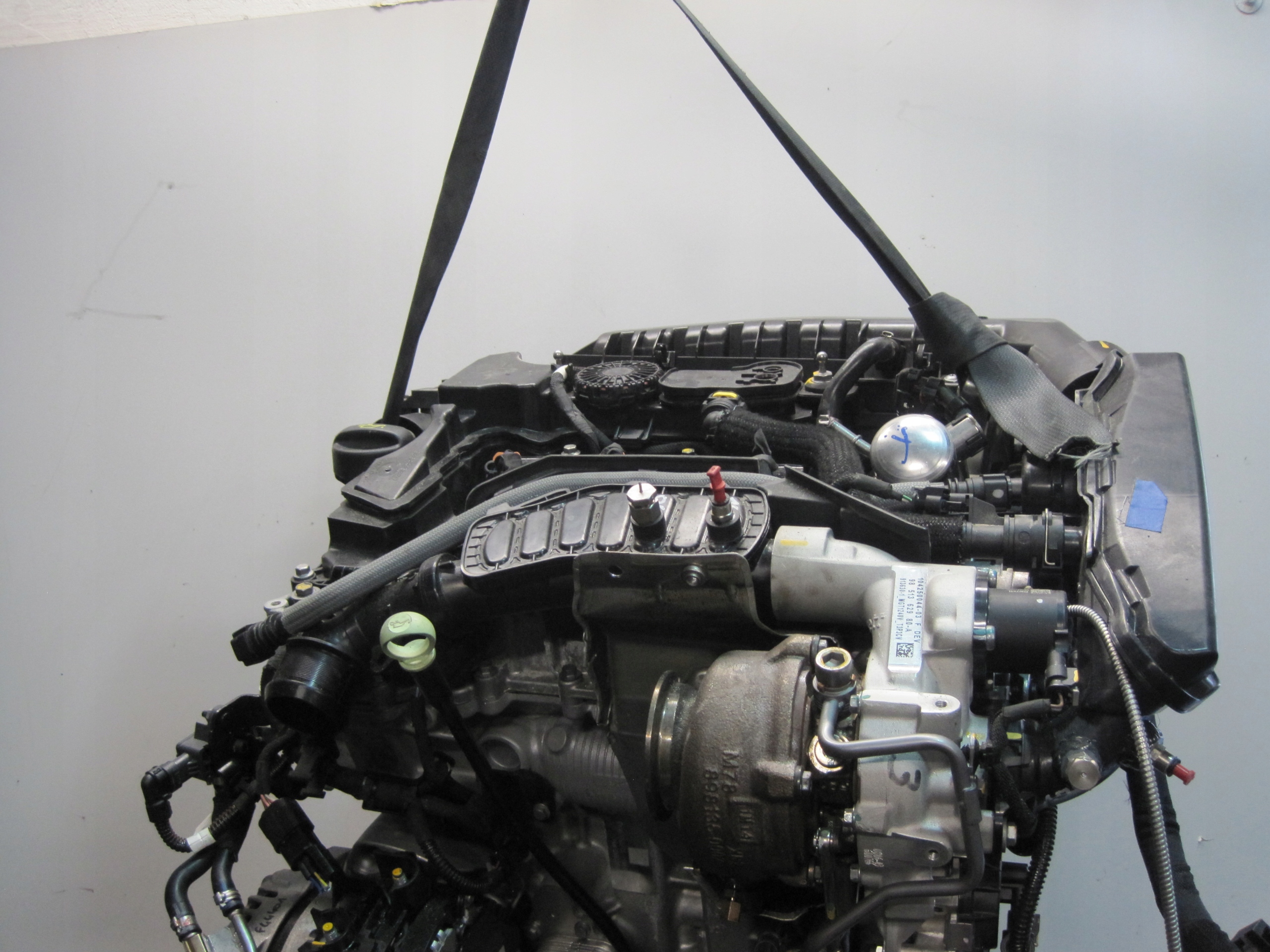 engine MOTOR complete PEUGEOT 1.2 THP HN09 10XRAC