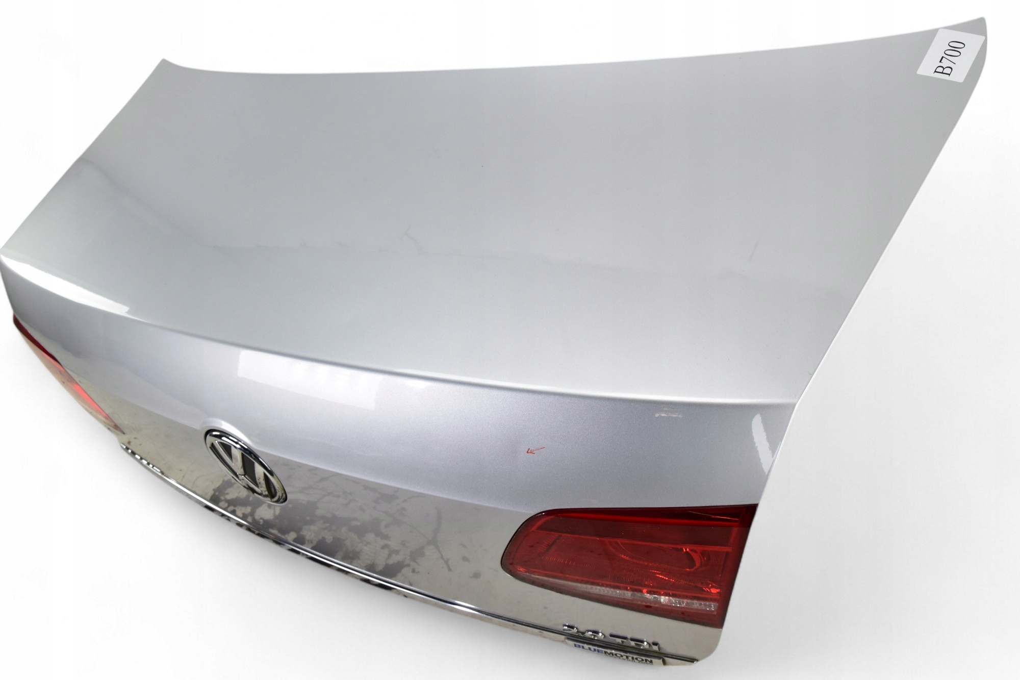 trunk door boot VOLKSWAGEN PASSAT B7 sedan 2011r. LA7W