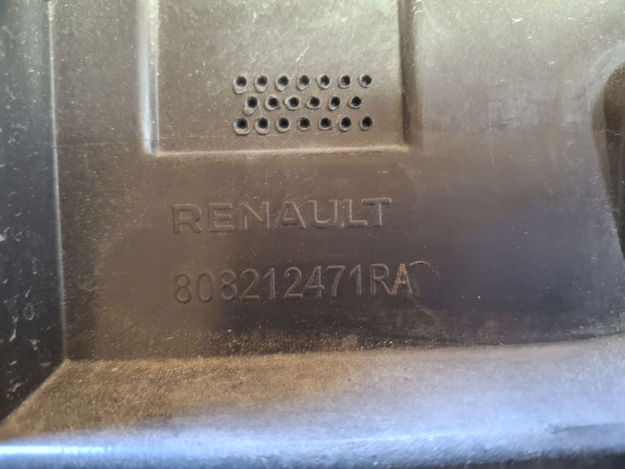 moulding for door left front RENAULT AUSTRAL 2022R->