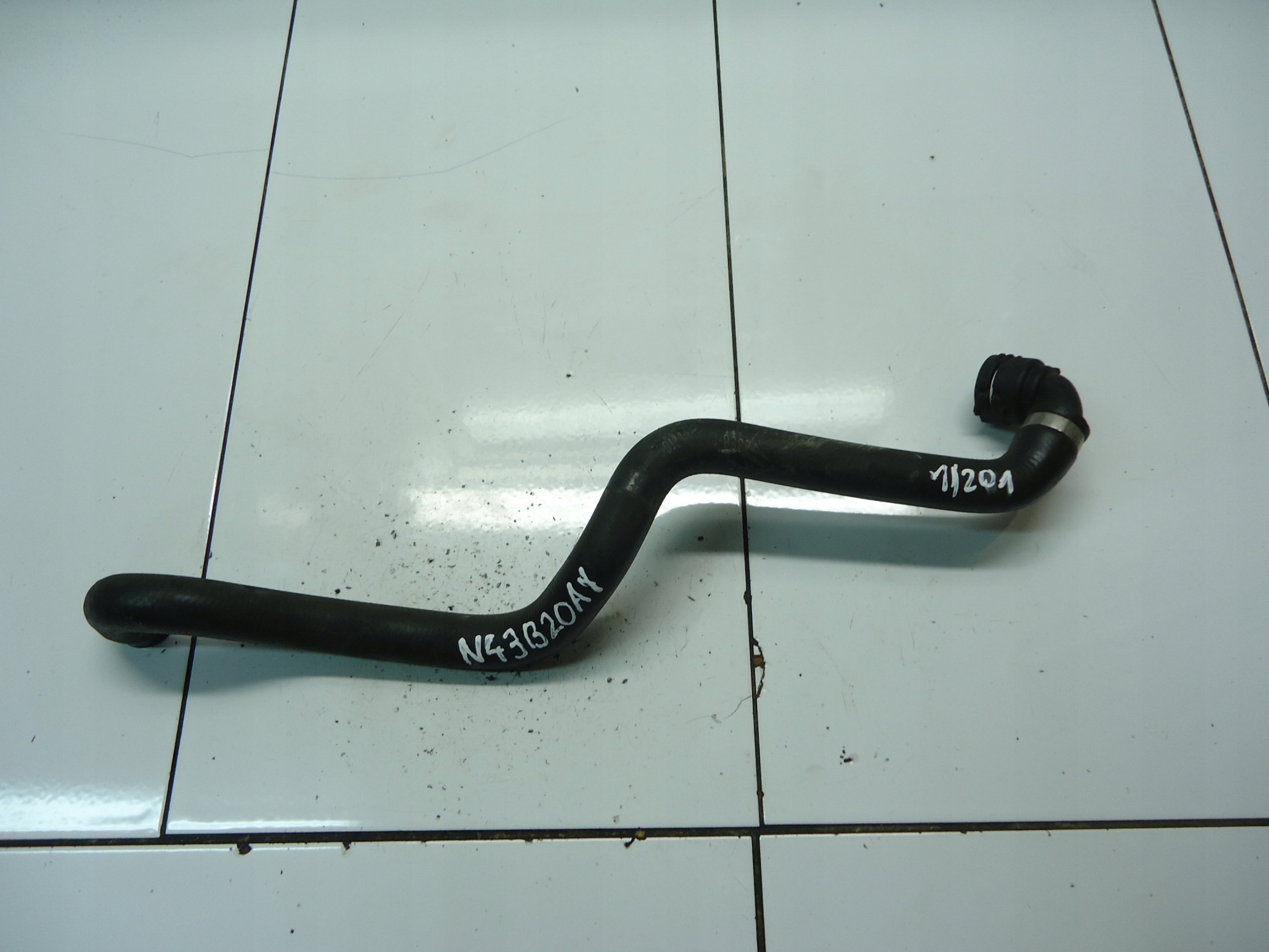BMW E87 E90 2.0 N43B20 prijenos cijevčica vode 7570940