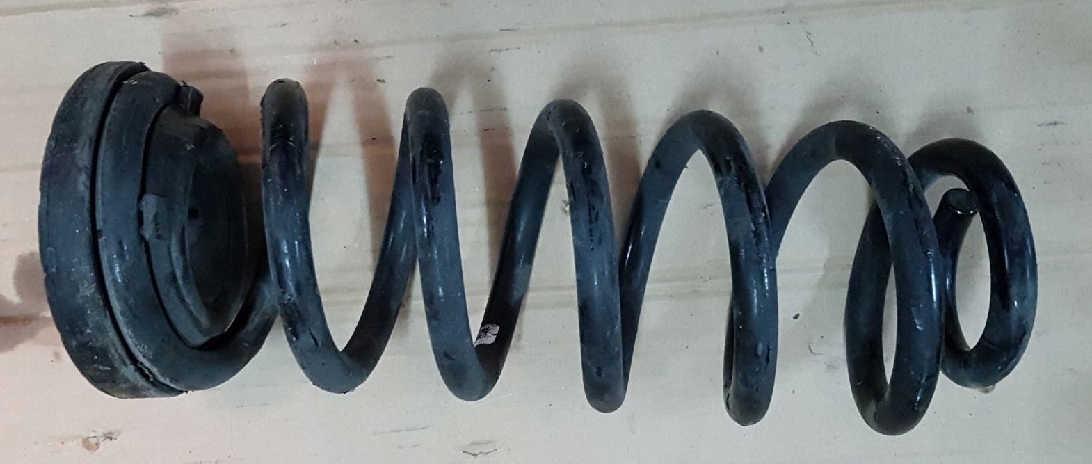 spring rear part rear right left HYUNDAI TUCSON II 15