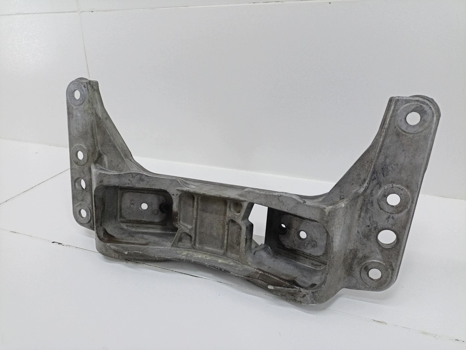 sider wzdluzna below engine BMW 3 E90/E91 E90 2006 6769965-02