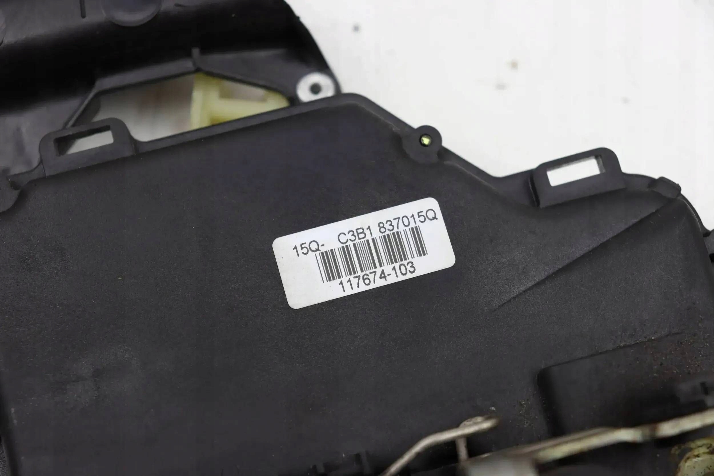 VW PASSAT B5 GOLF IV BORA SUPERB and lock door left front 8 PIN 3B1837015Q