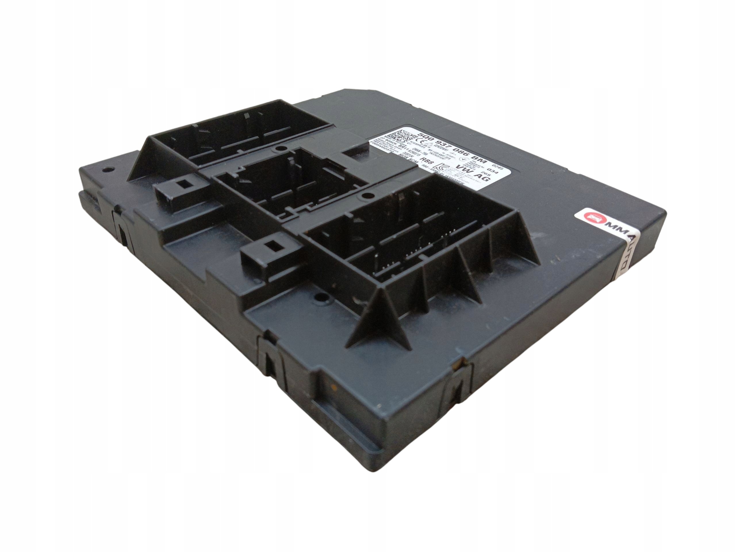 module control unit KOMFORTU BCM VOLKSWAGEN PASSAT B8 5Q0937086BM