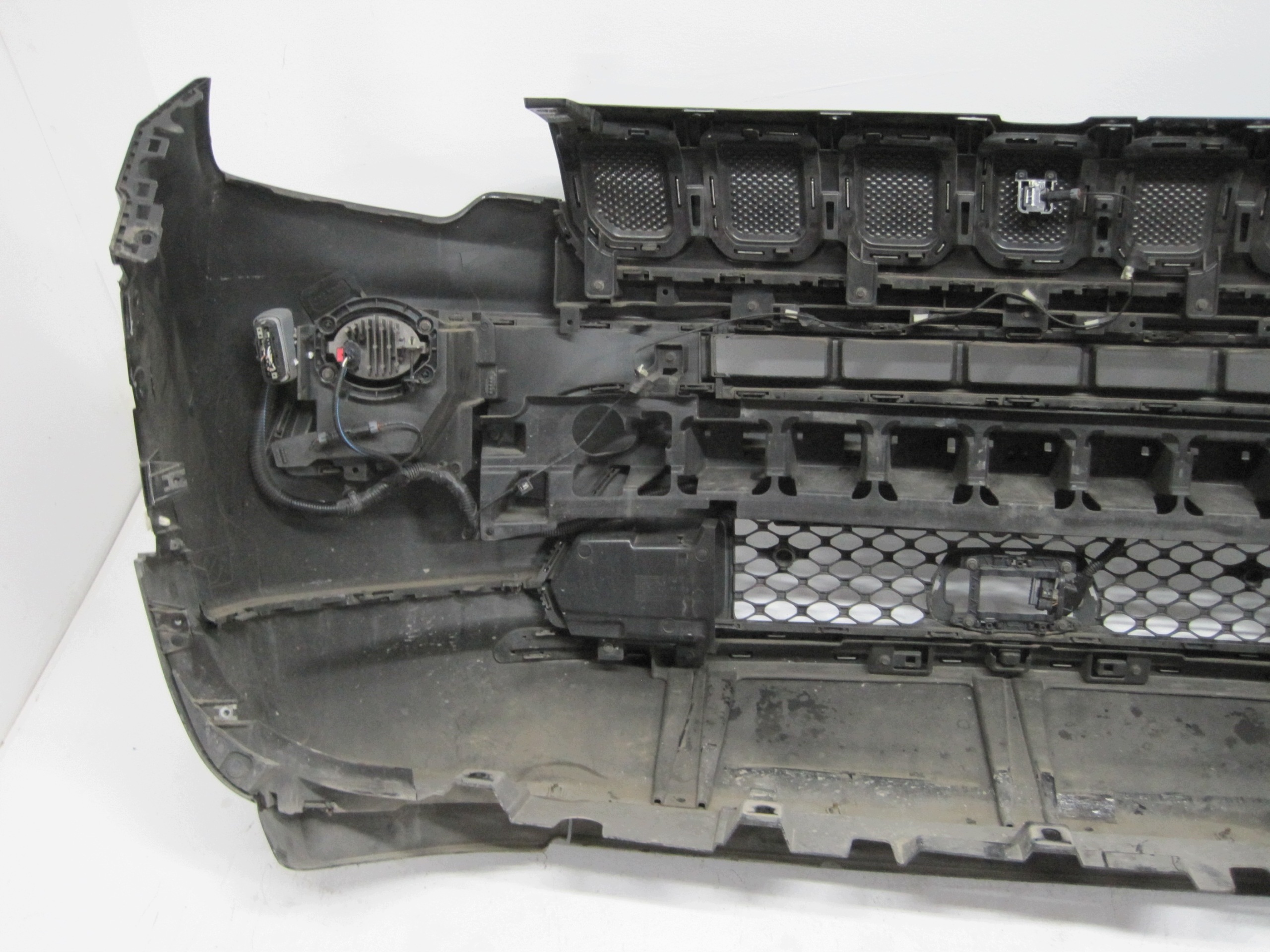 front bumper JEEP COMPASS II KAMERA 25R front