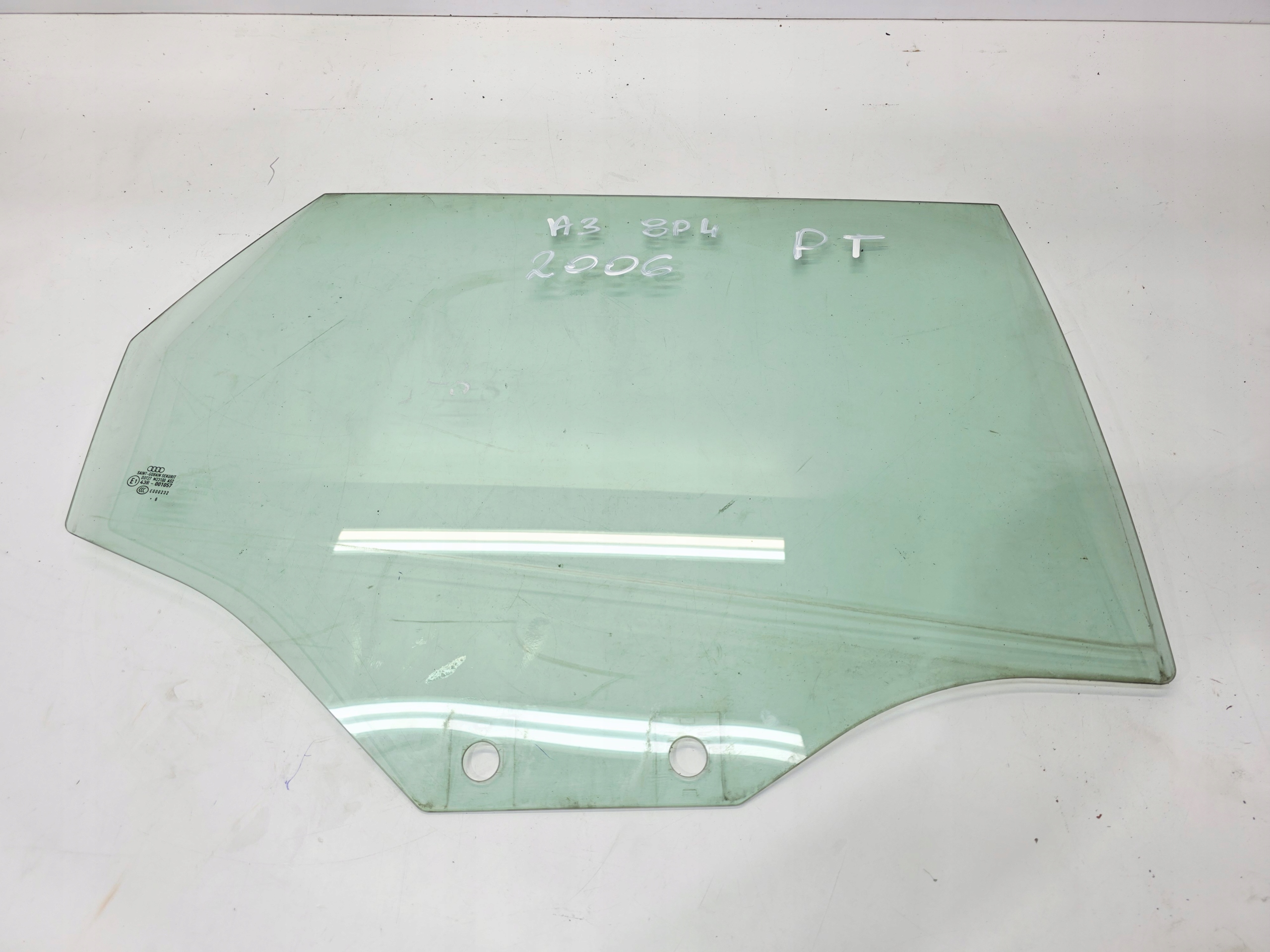 window side door right rear part AUDI A3 8P4 SPORTBACK 2006R