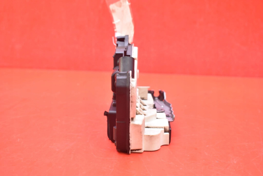 lock door right front front EU 5N1837016E VW PASSAT CC LIFT 12-17