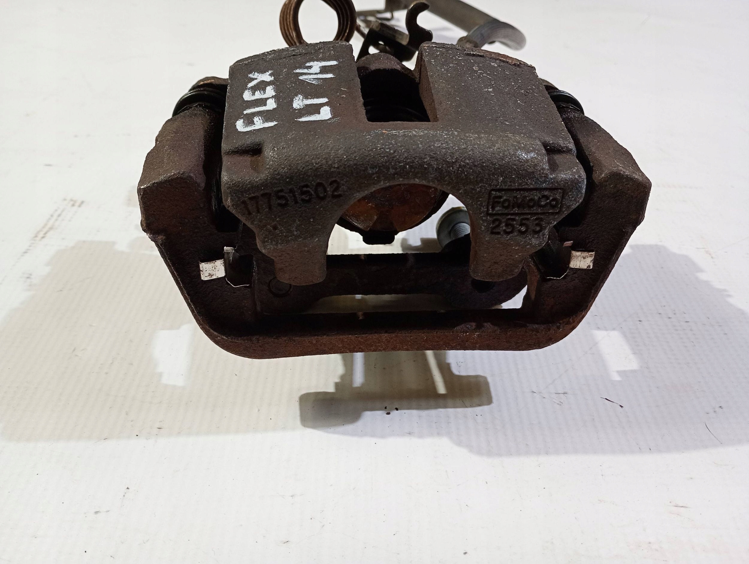 caliper brakes brake rear part rear left Ford Flex Explorer 2011