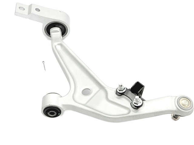 Rameno pravý Nissan X-trail T30 2001-07 přední spodní