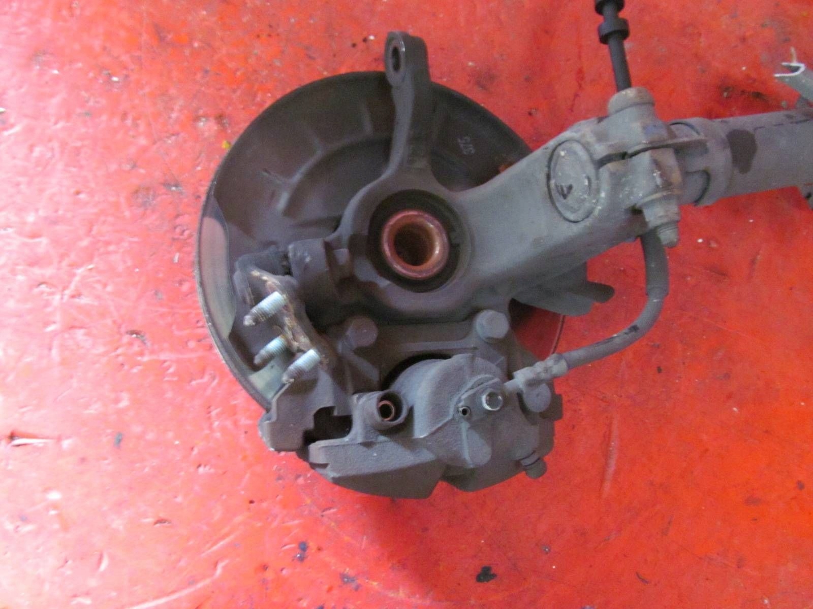 AUDI A1 S1 and 1 8X 8X1 1.4 TFSI CAVG swing shock absorber left front