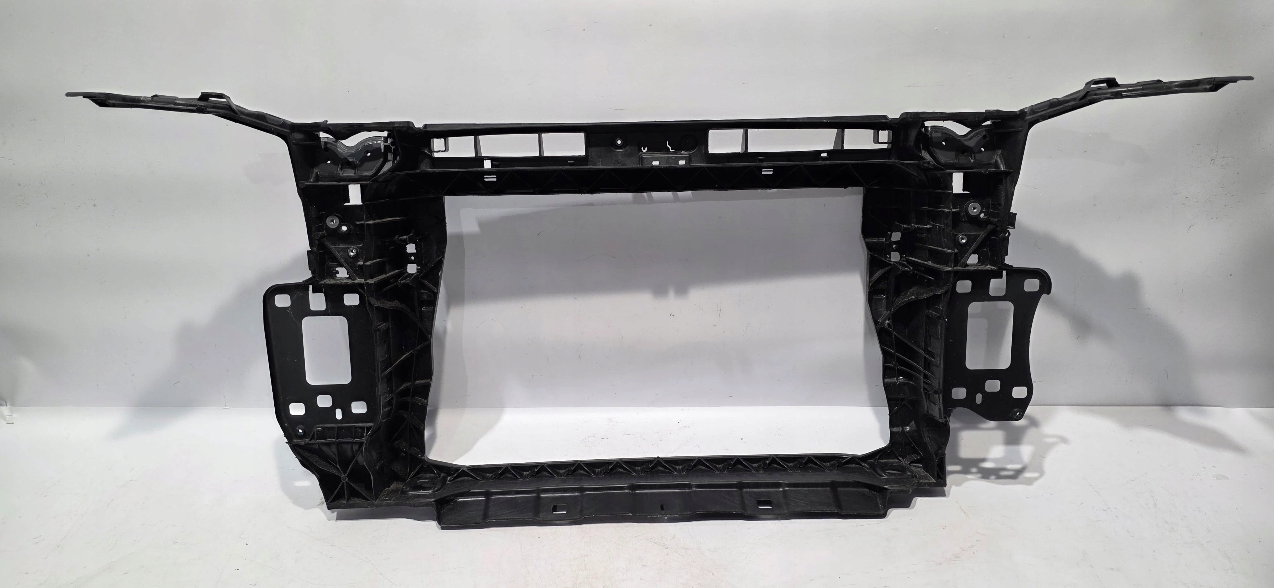 support panel for radiators pillar AUDI Q3 II 18- original 83A805594H