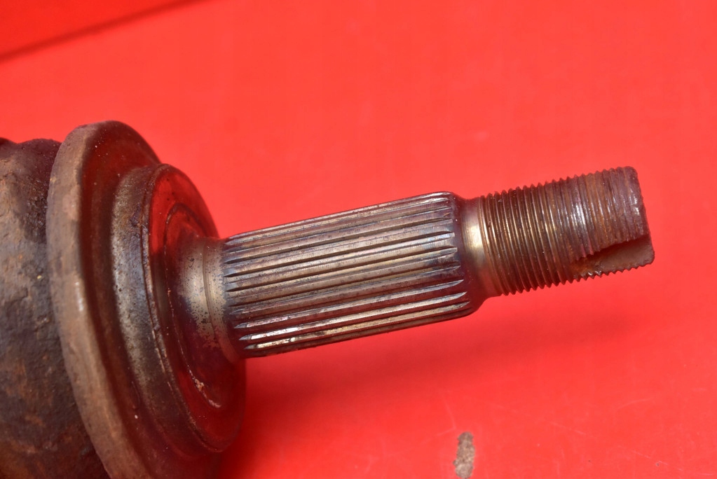 semi-axis right front TOYOTA AURIS 1 and 1.4 D-4D 90 KM 06-09