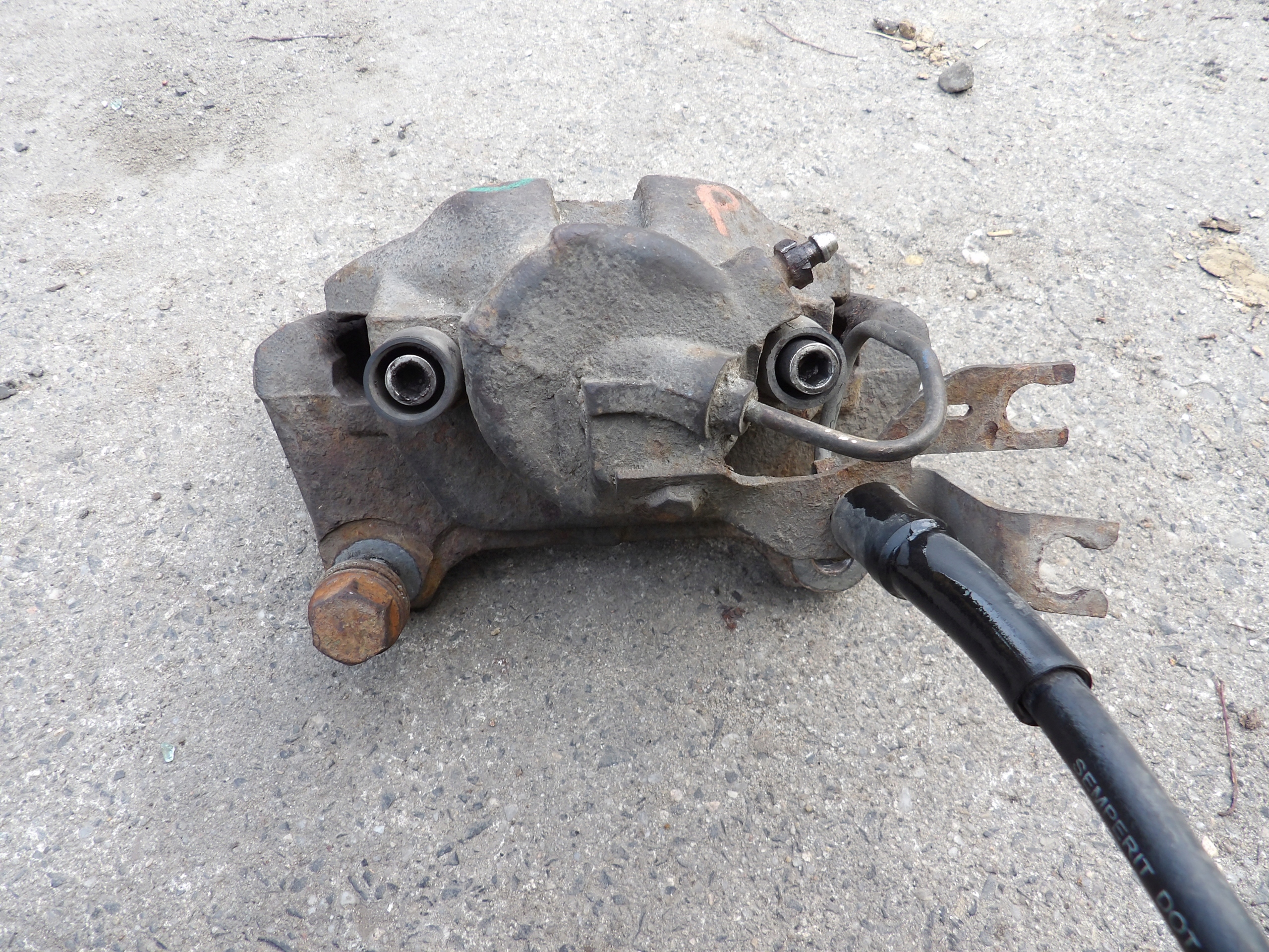 AUDI A4 B6 caliper brake left front disc 310 JARZMO
