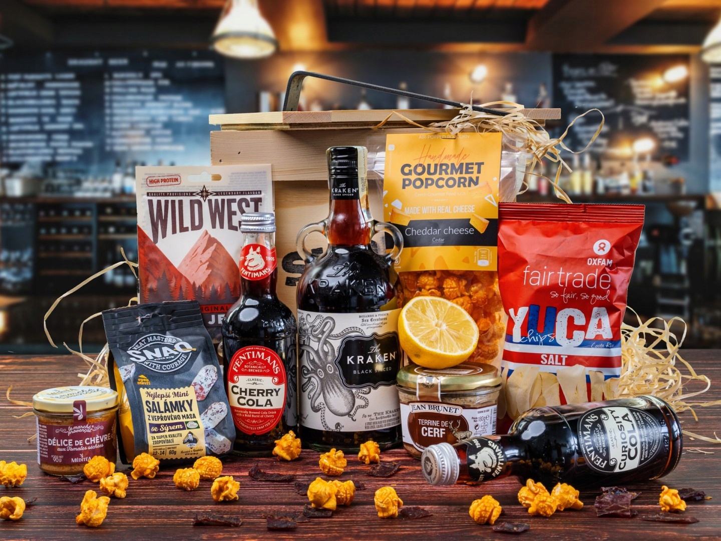 Levně Dárková bedna s rumem Kraken–originální dárek pro muže na Narozeniny,svátek