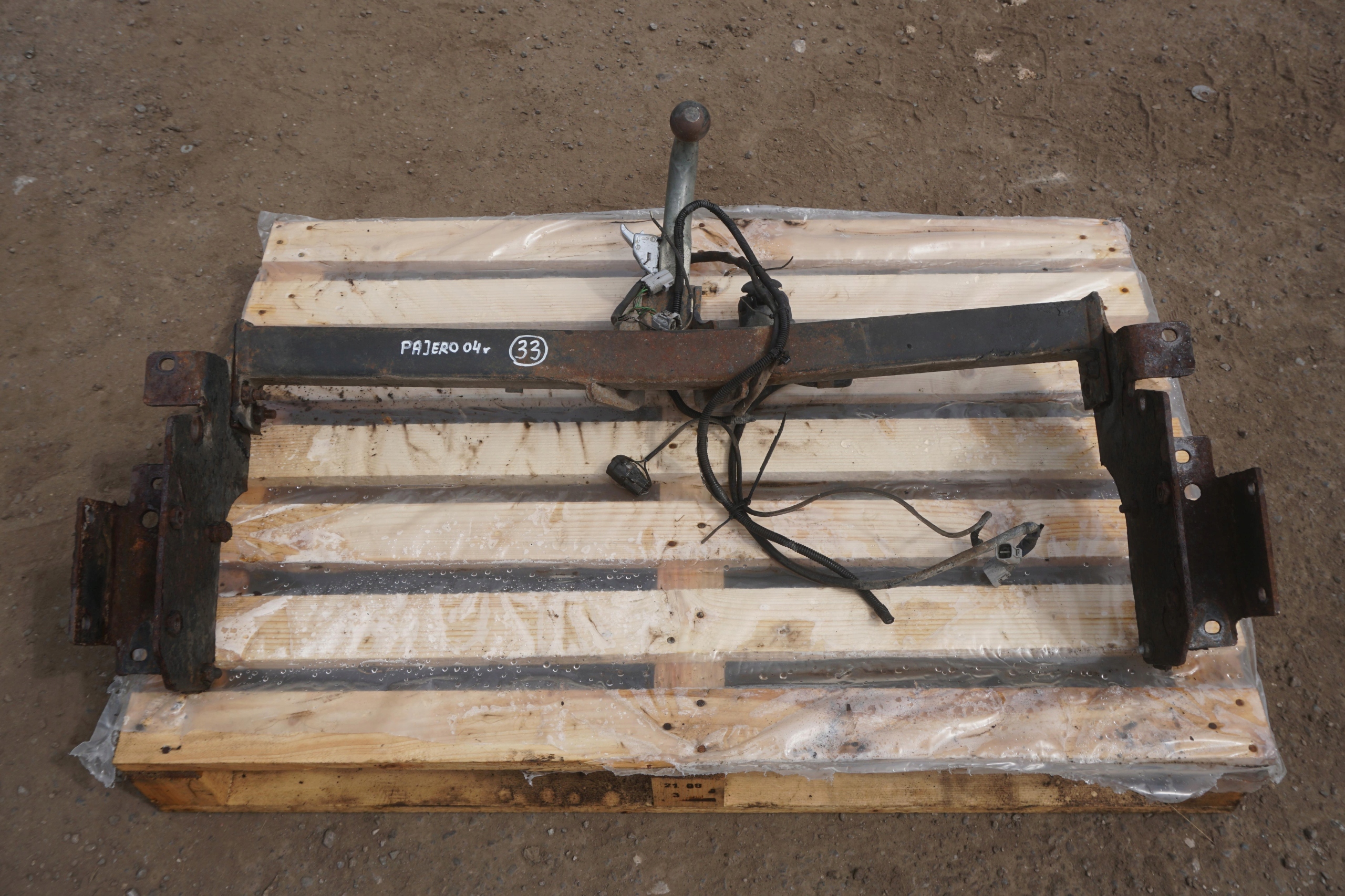 MITSUBISHI PAJERO III HAK HOLOWNICZY 2004rok