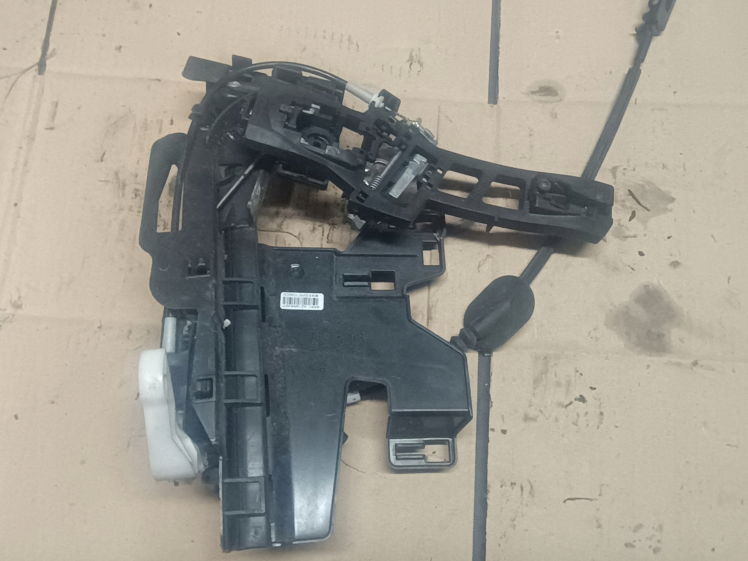 lock door right front 8A6A-A21812 FORD FIESTA MK7