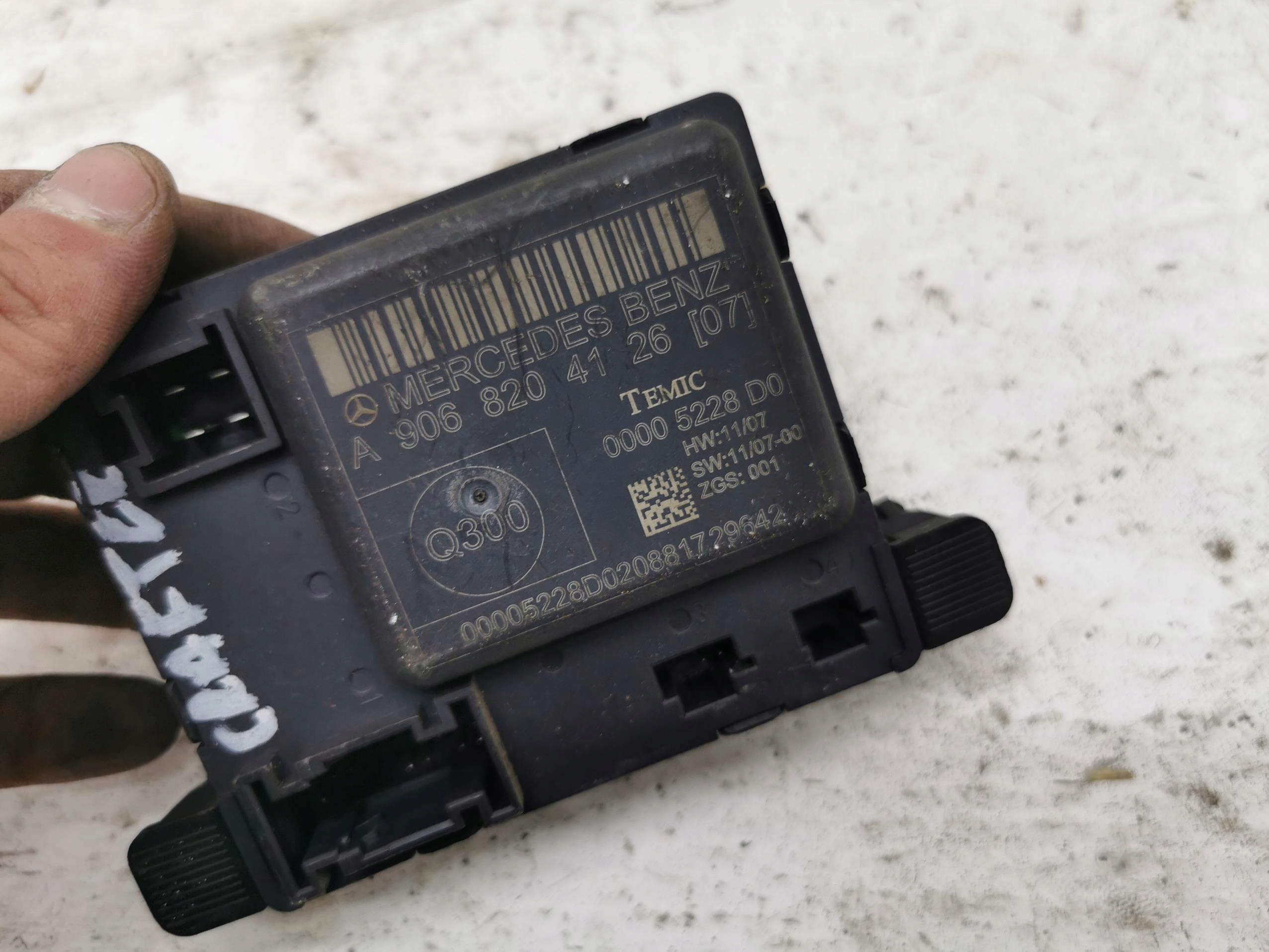 Module Portière MERCEDES SPRINTE W906 A9068204126