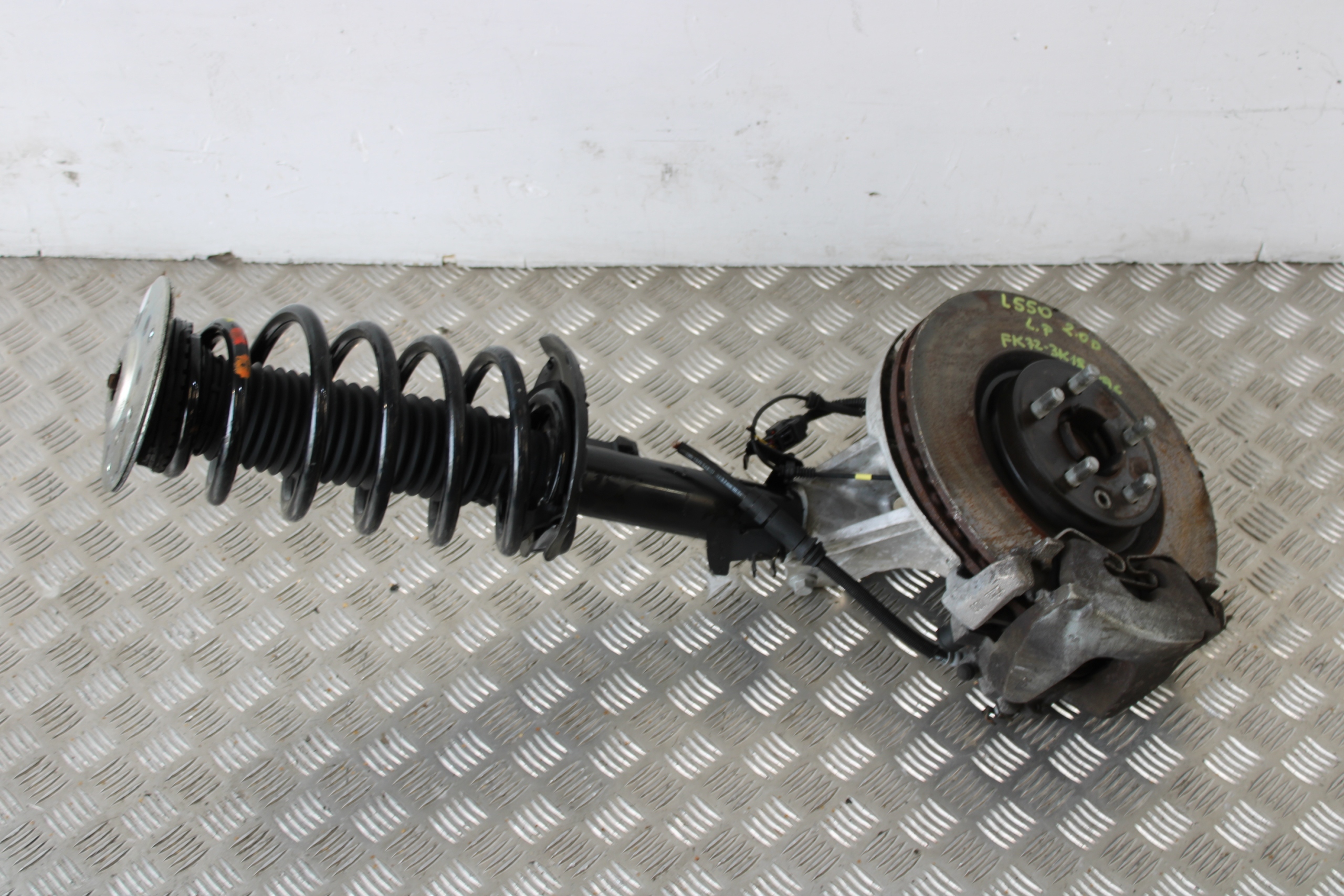 swing shock absorber left front LAND ROVER DISCOVERY SPORT L550