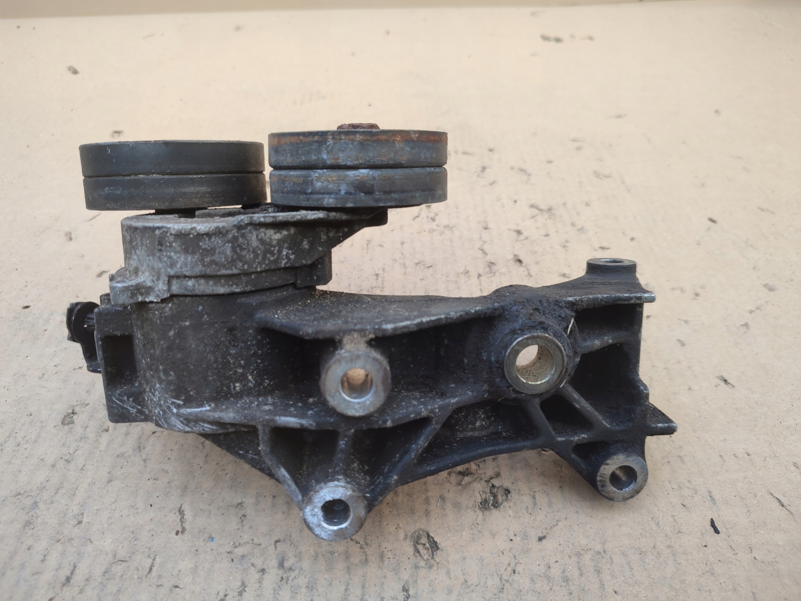 supporto alternatore OPEL MERIVA A 1.7 CDTI 237002-1 897264512