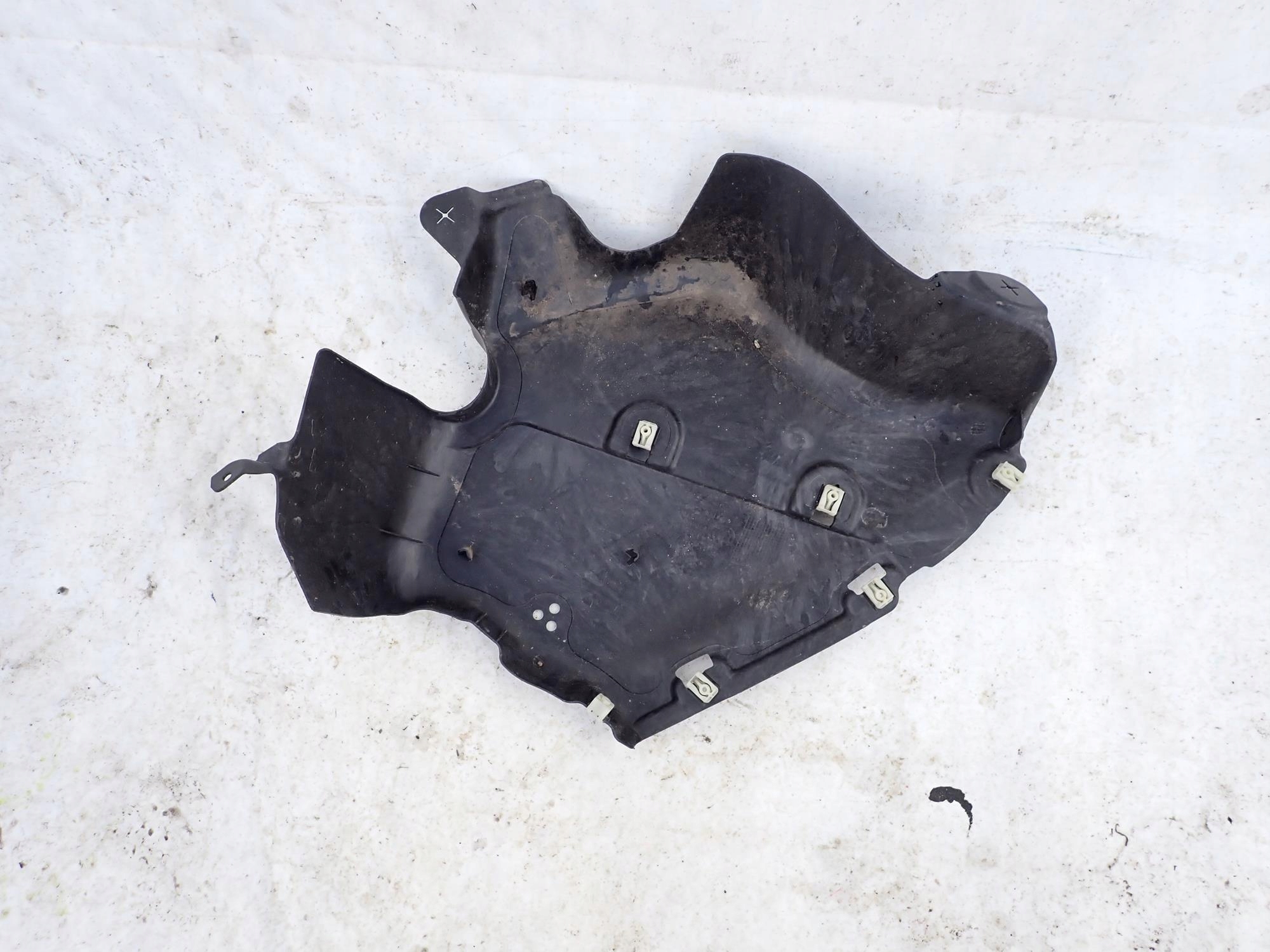 BMW 3 G20 G21 18-> Blende Abdeckung Unterfahrschutz links heck