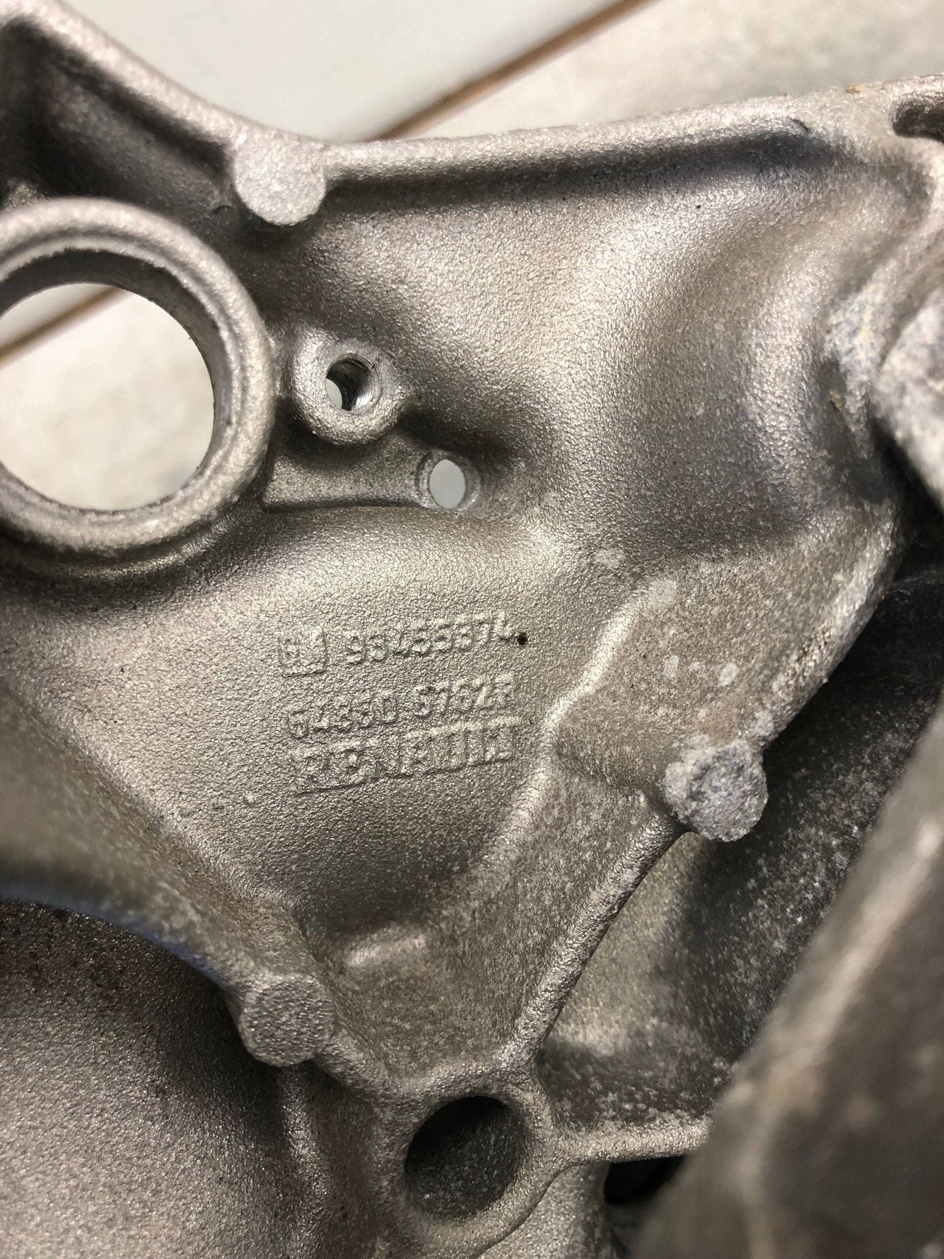 support gearboxes RENAULT TRAFIC III 244824540R 244834609R