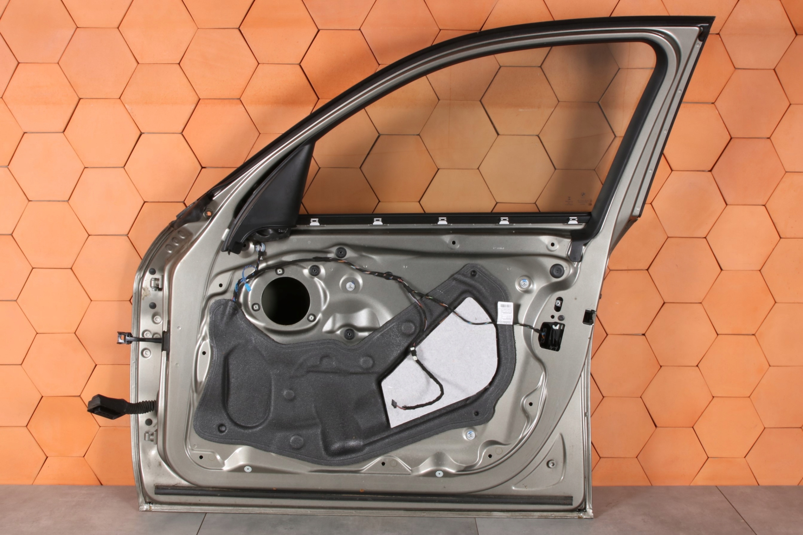 BMW 1' F20 door right front window complete C08 PLATIN SILBER METALLIC