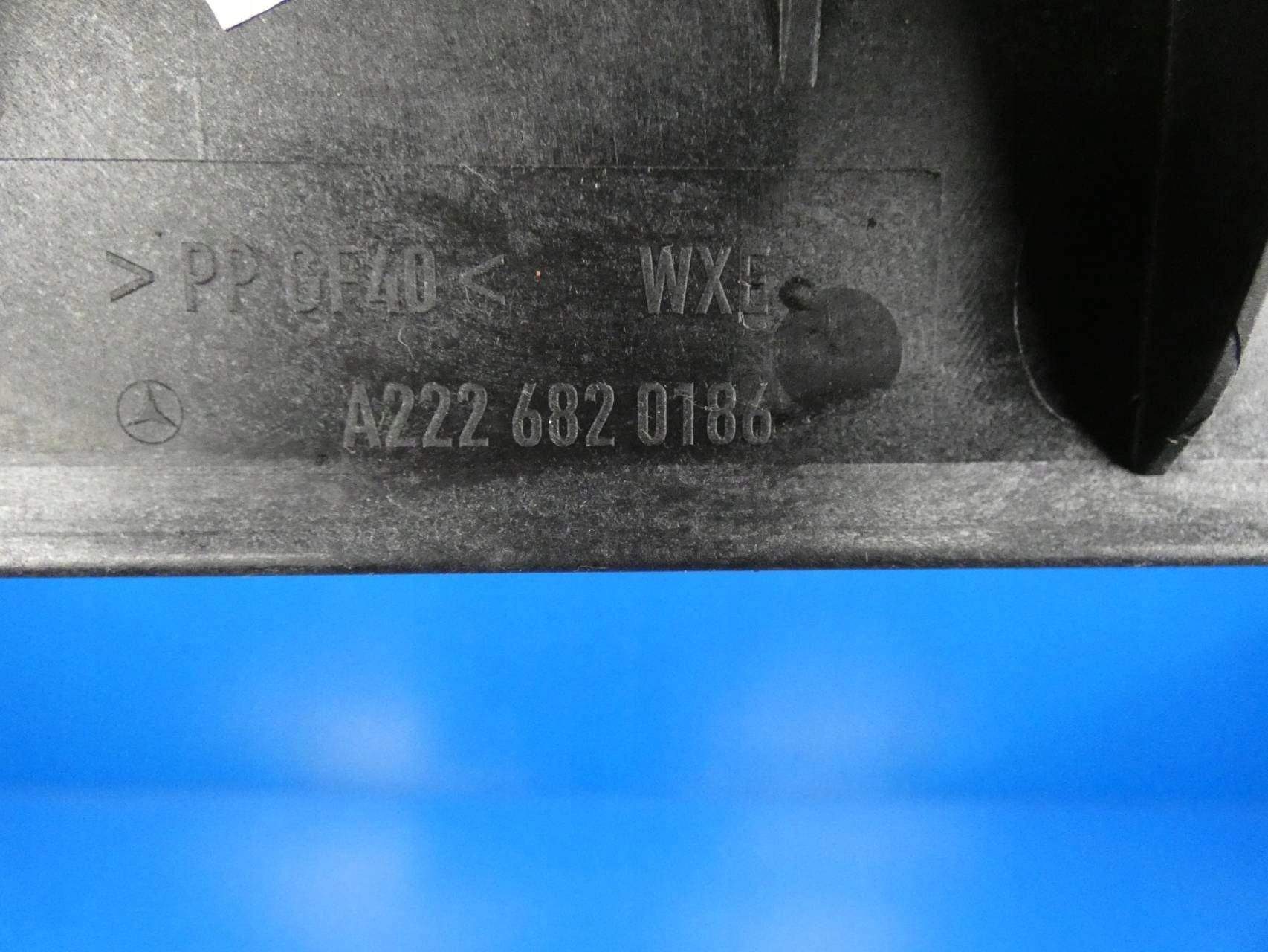 MERCEDES S KLASA W222 Support Support plaque Pare choc Arrière