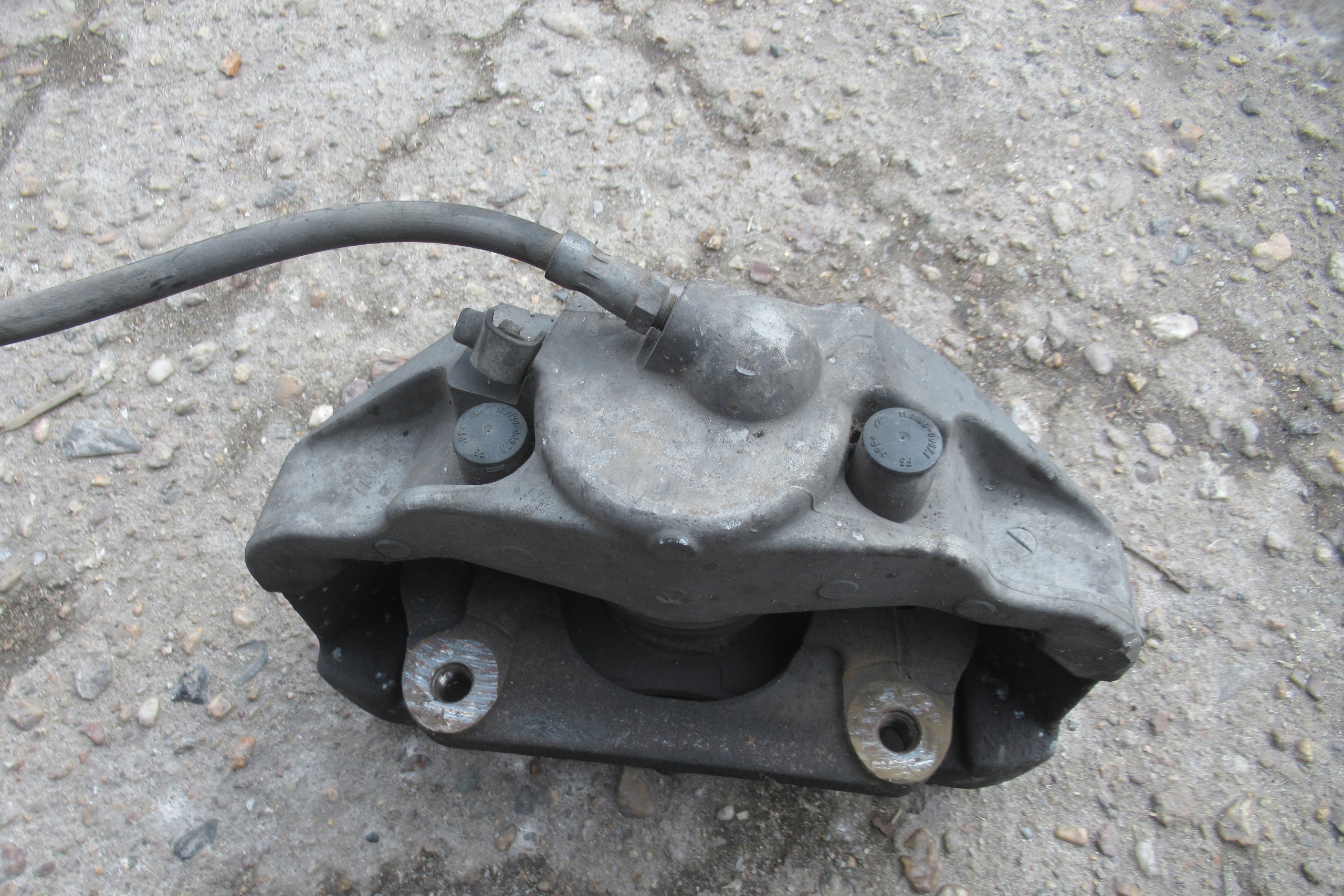 BMW E61 07R XDRIVE caliper front right 60/30/X