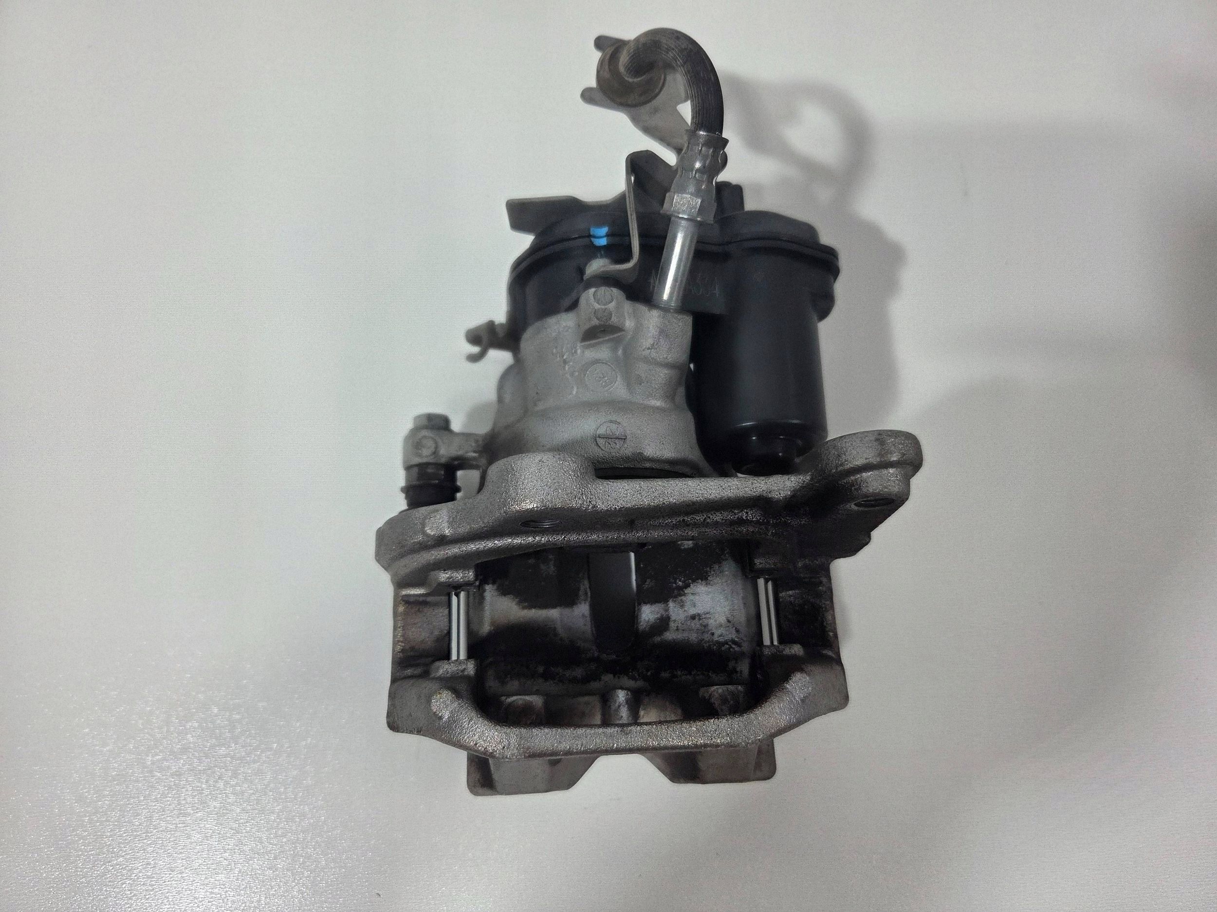 BMW X3 G01 X4 G02 caliper brake rear left 53018C (B865)
