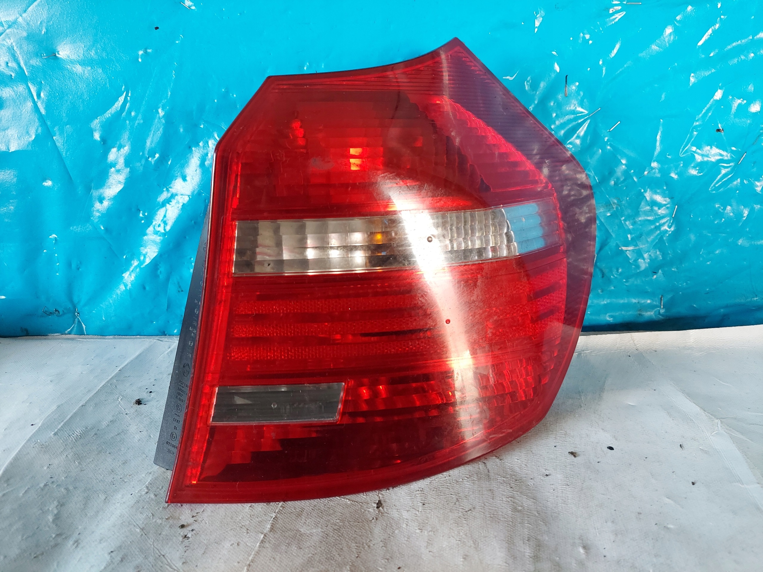 light BMW 1 E87 right rear part