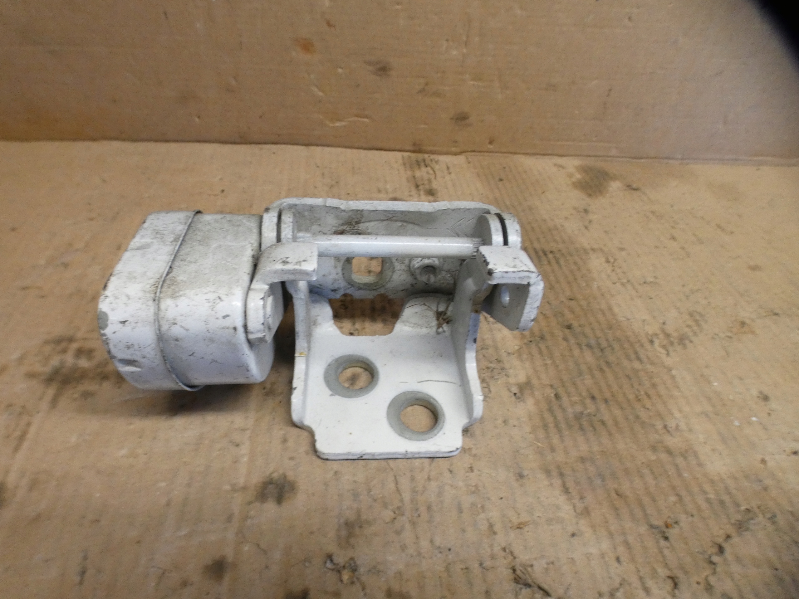 CITROEN C3 PICASSO hinge limiter door left rear part