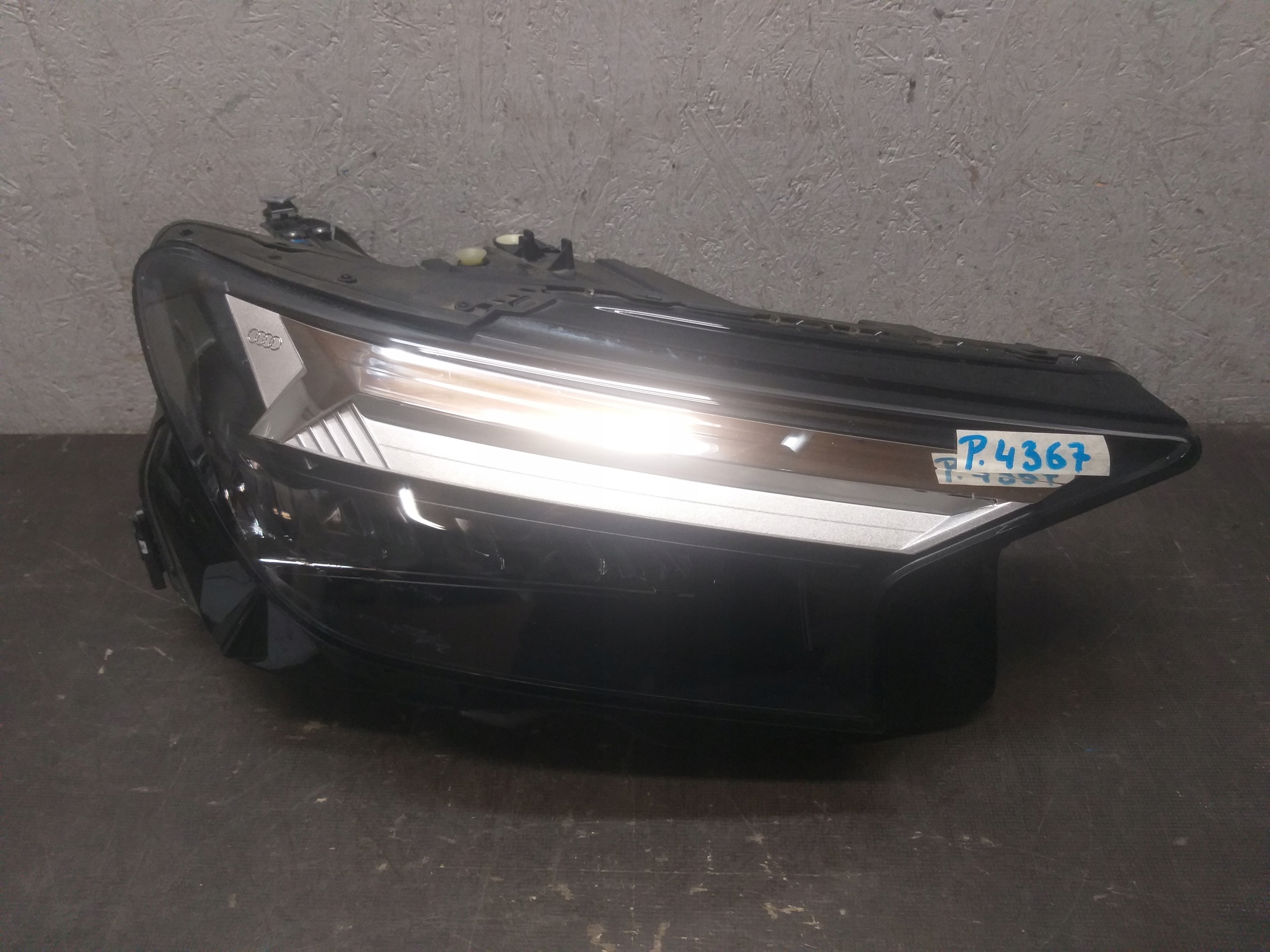light front right AUDI Q4 E-TRON E TRON FULL LED 89A941034