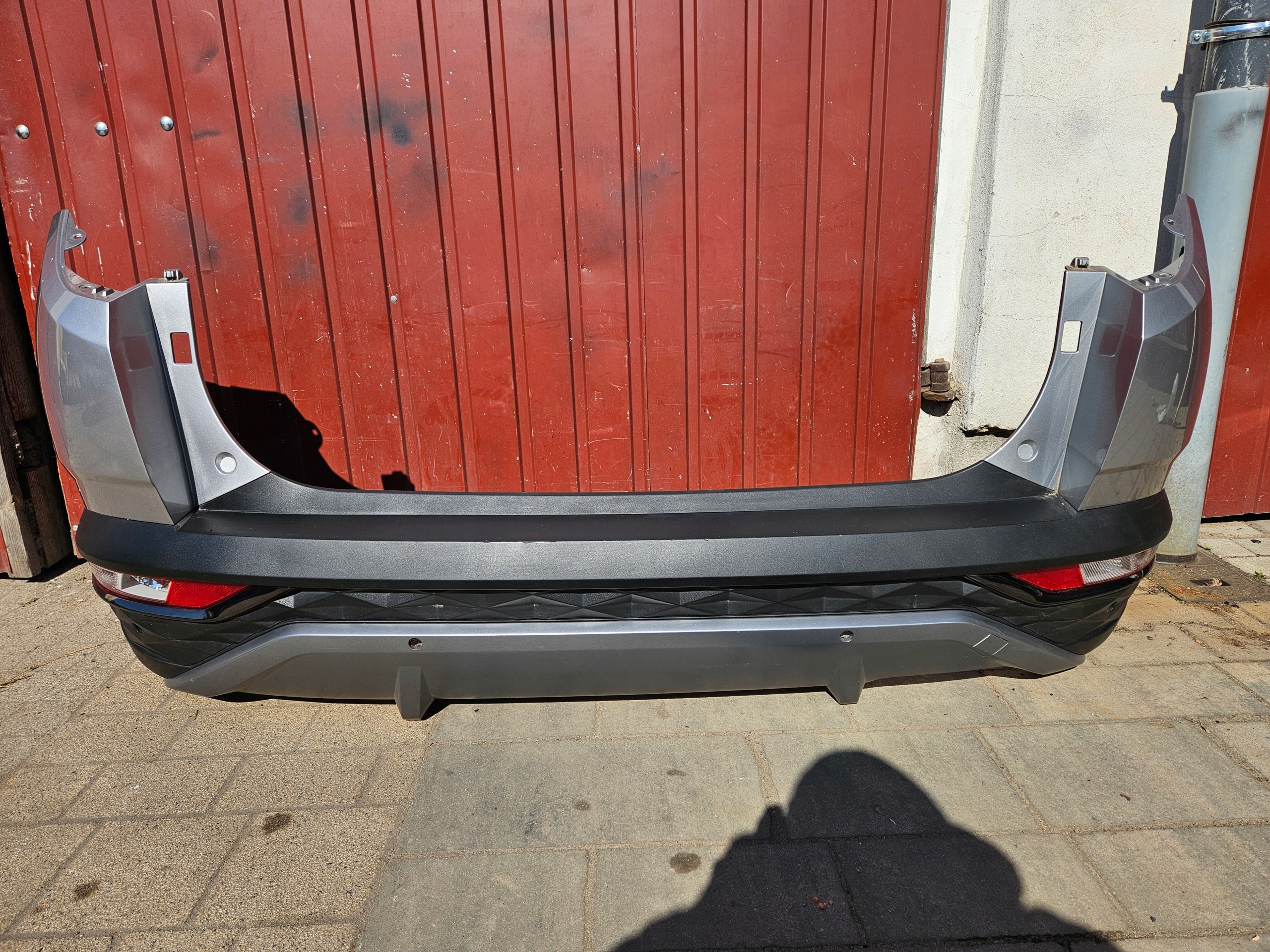 ZDERZAK TYŁ TYLNY HYUNDAI TUCSON IV 4 20- R2T