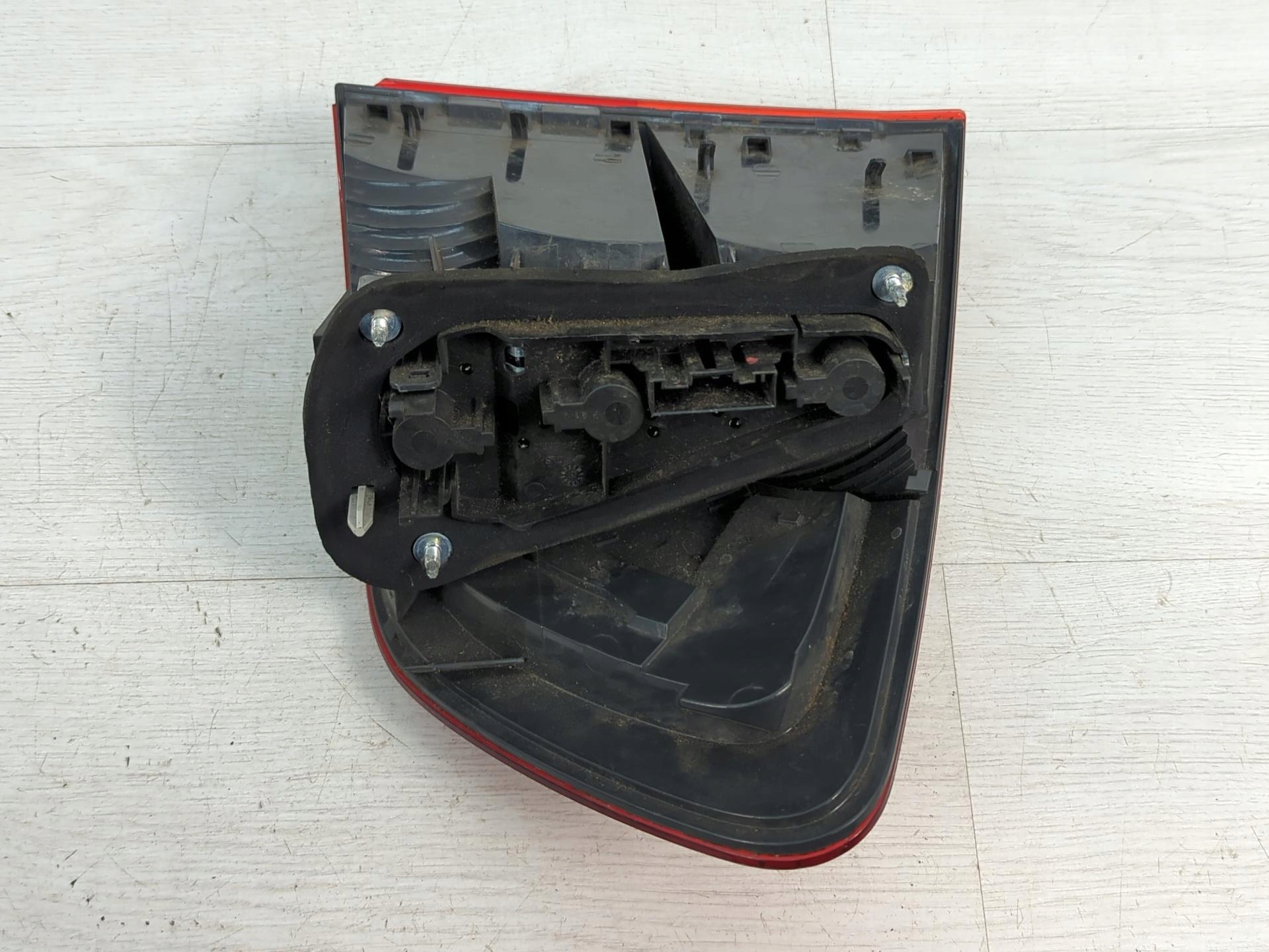 фонарь задний левый X1 E84 03425500 2990109