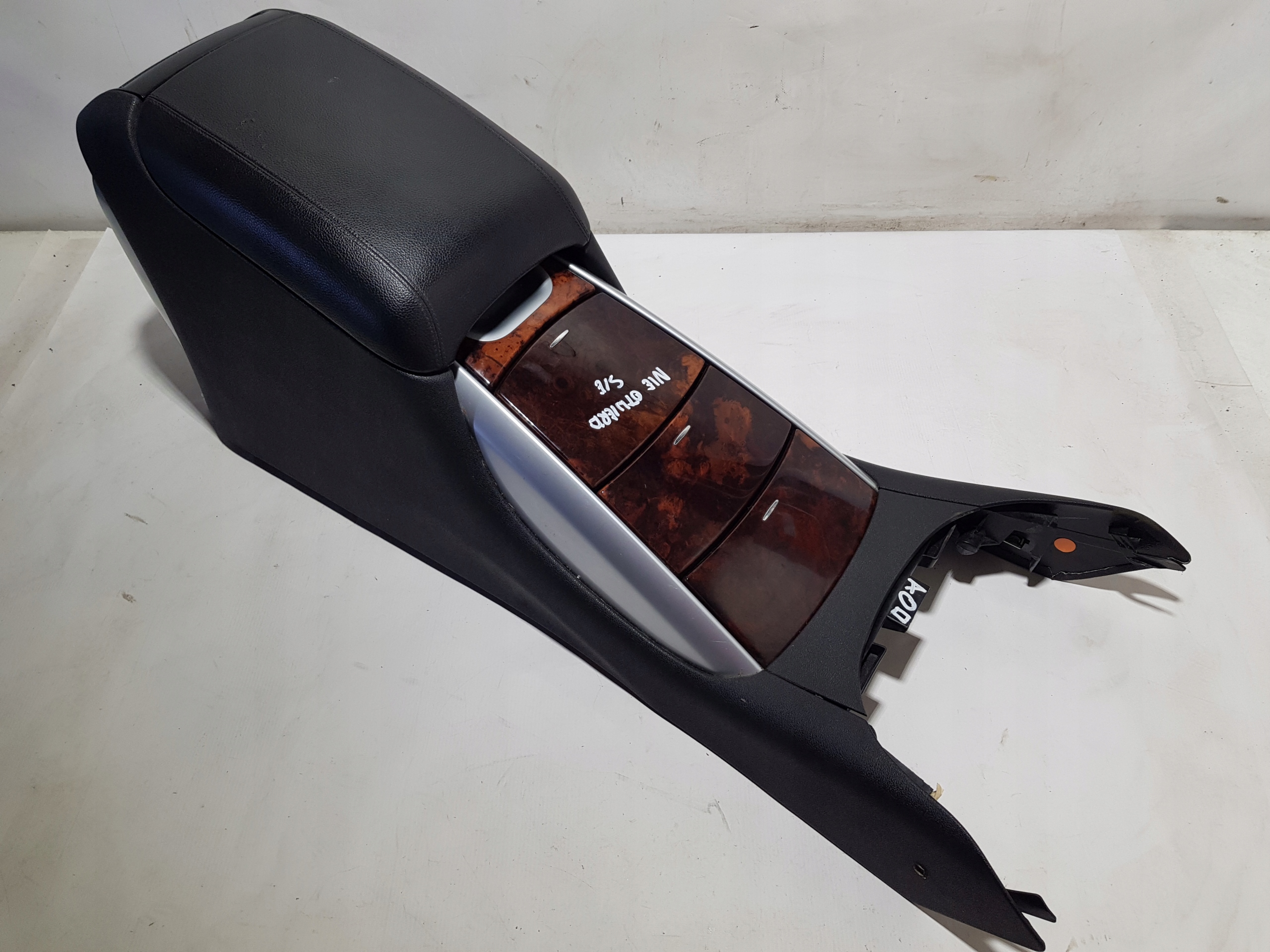 armrest MERCEDES W251 TUNEL central