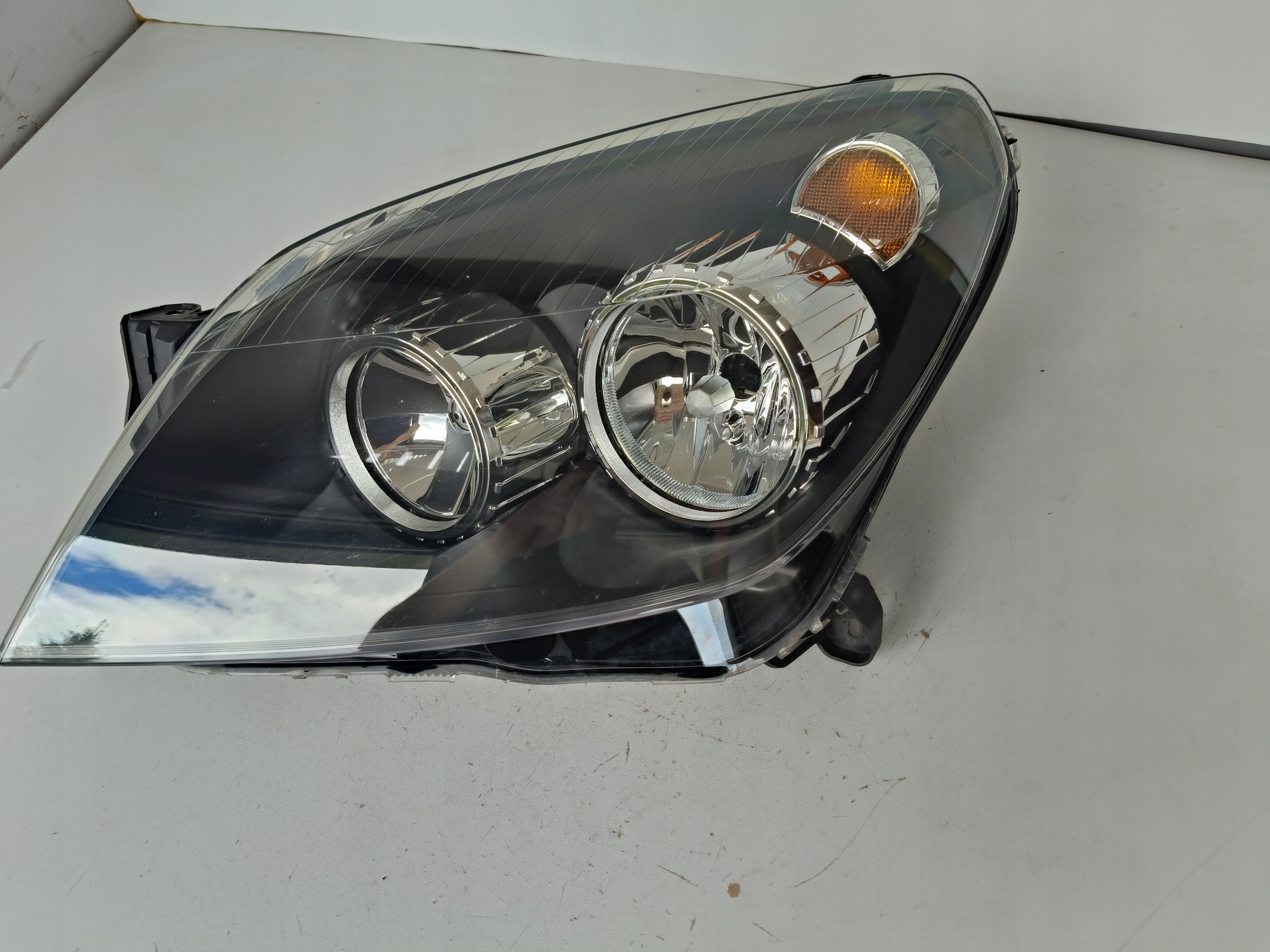 light left REFLEKTOR OPEL ASTRA III H 04-07