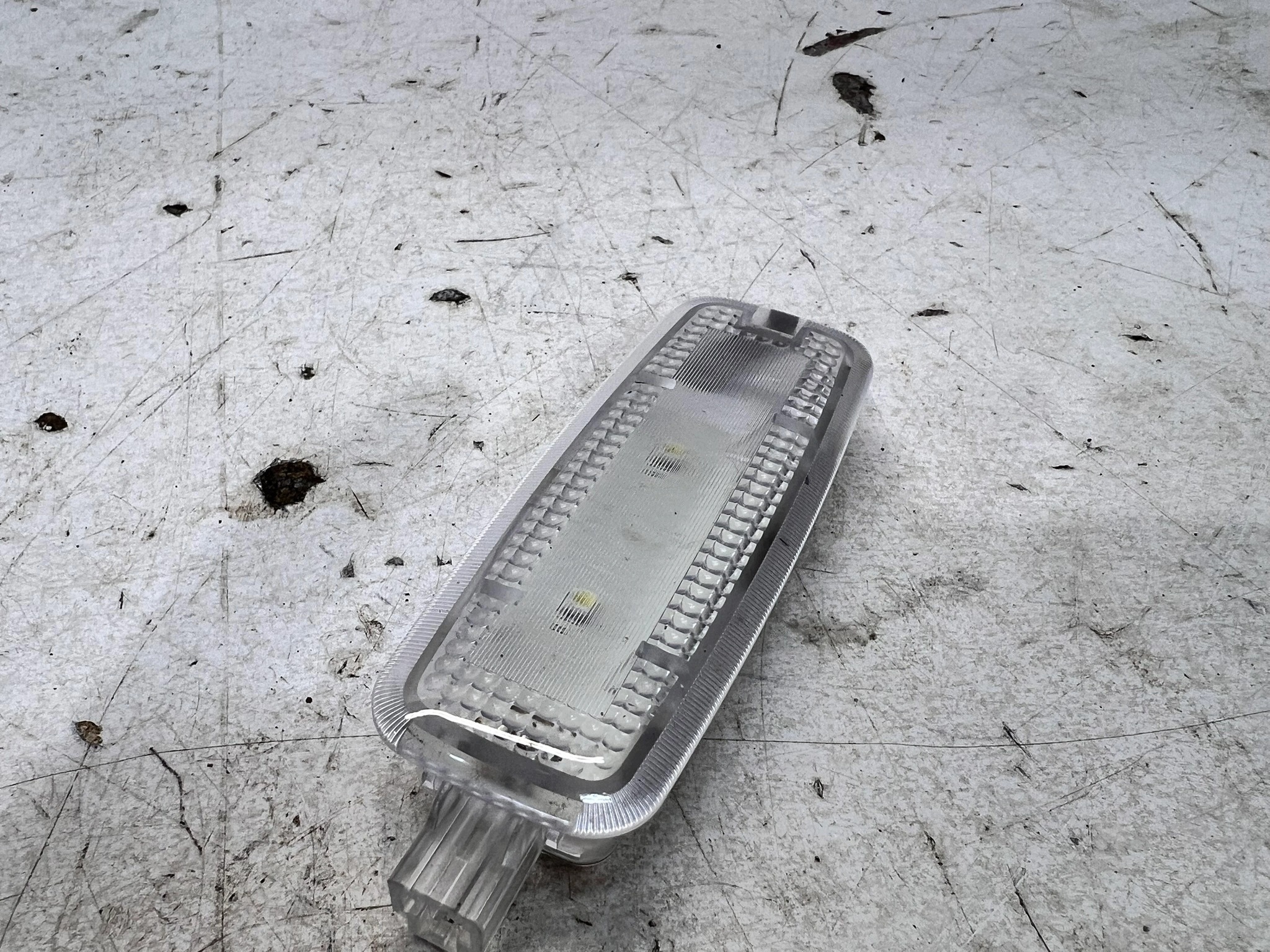 light OSWIETLENIE cabs AUDI TT 8J A5 8F CABRIO 8J0947105